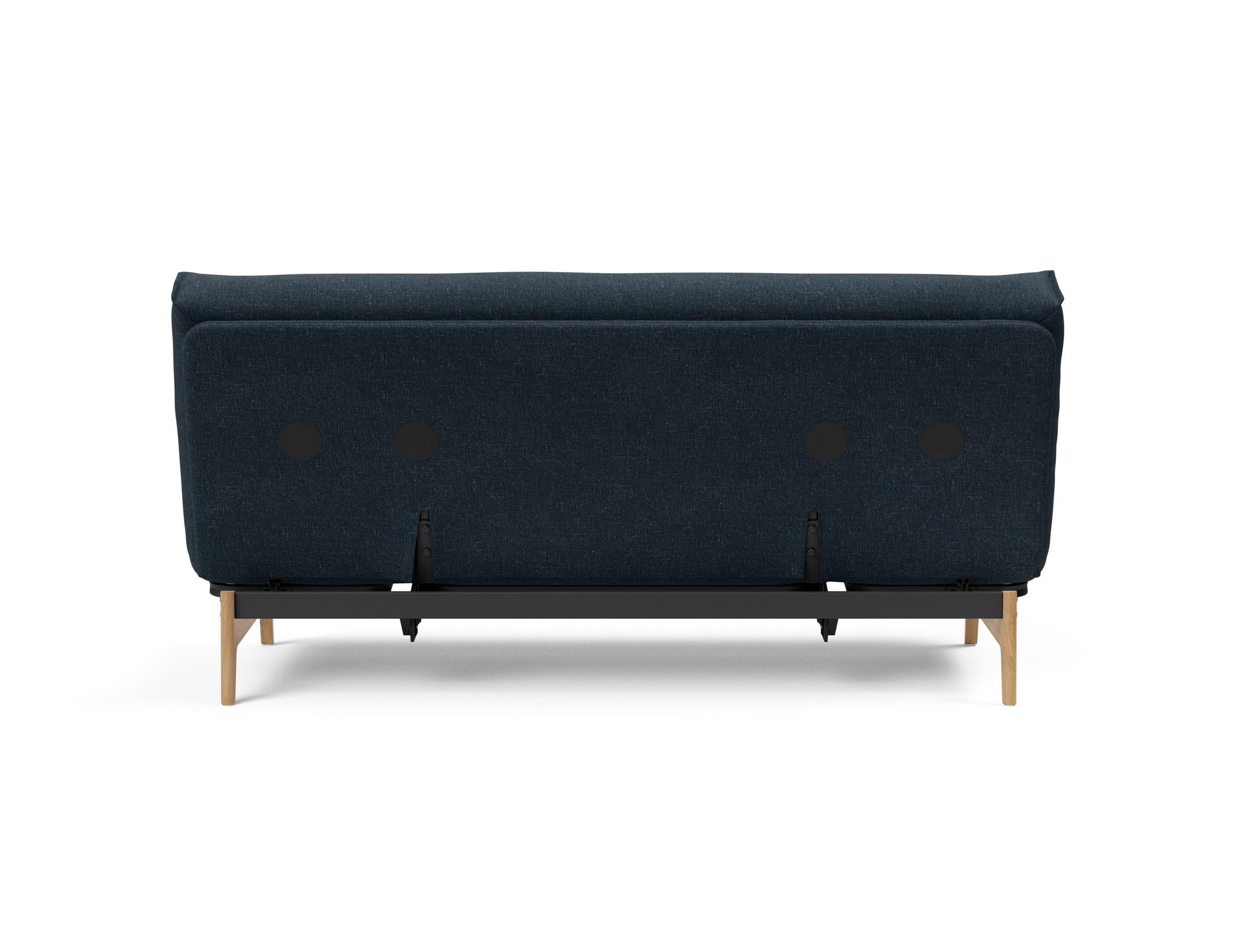 Entdecken Sie das Aslak 140 Bettsofa Nordic Soft Spring von Innovation Living – stilvolles Design trifft auf höchsten Schlafkomfort für Ihr Zuhause.