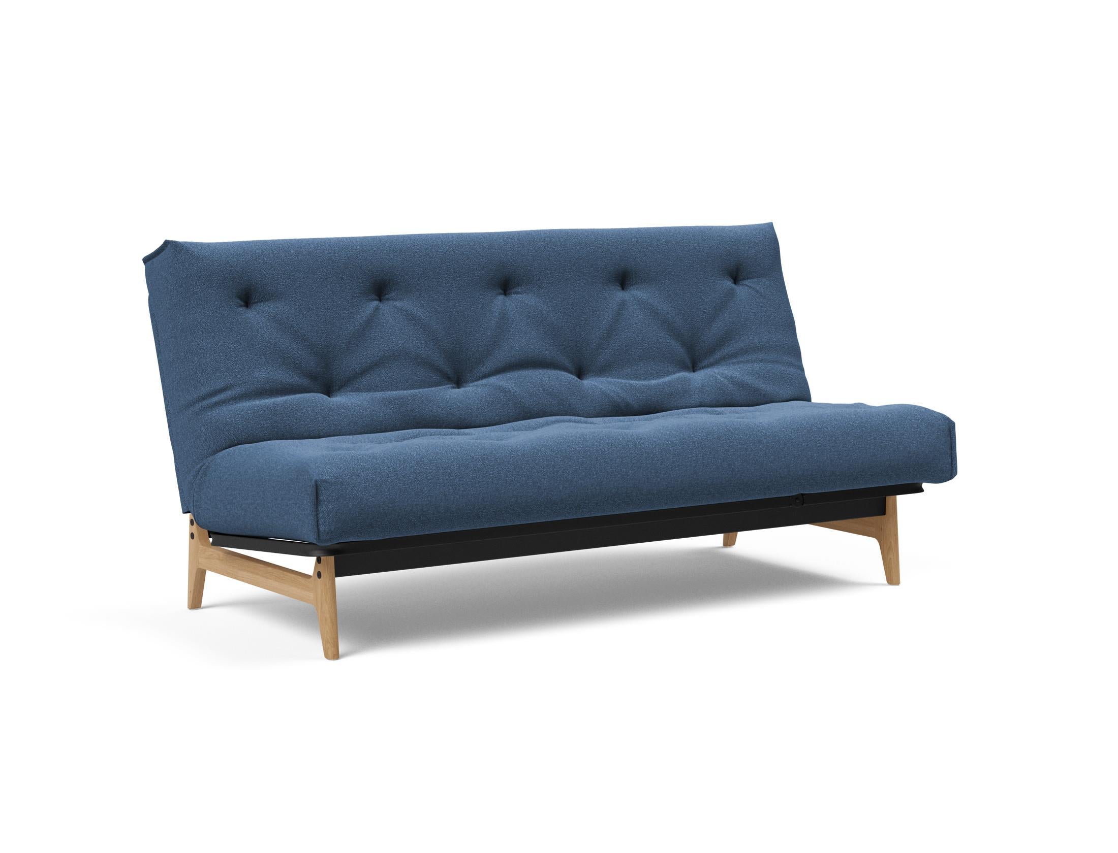Entdecken Sie das Aslak 140 Bettsofa Nordic: Stilvolles, umweltfreundliches Sofa mit hochwertiger Matratze für optimalen Komfort und Funktionalität.