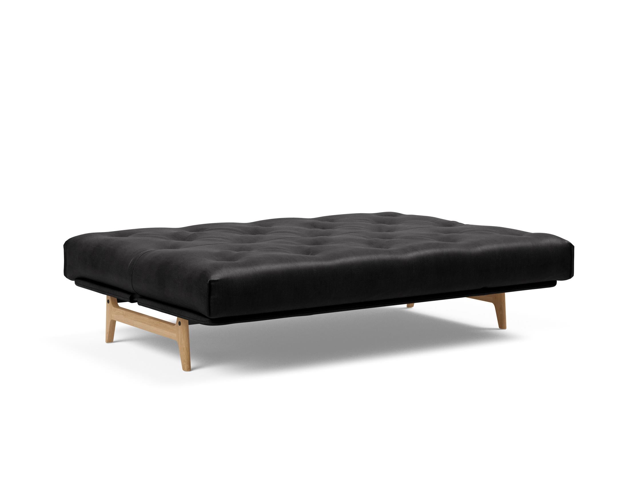 Entdecken Sie das Aslak 140 Bettsofa Nordic: Stilvolles, umweltfreundliches Sofa mit hochwertiger Matratze für optimalen Komfort und Funktionalität.