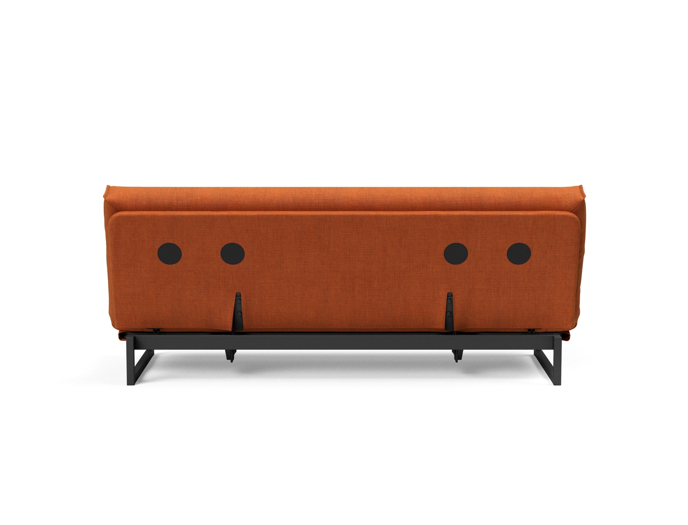 Fraction 120 Bettsofa: Hochwertiges Schlafsofa mit weicher Matratze, abnehmbarem Nordic-Bezug und flexibler Rückenlehne für optimalen Komfort.