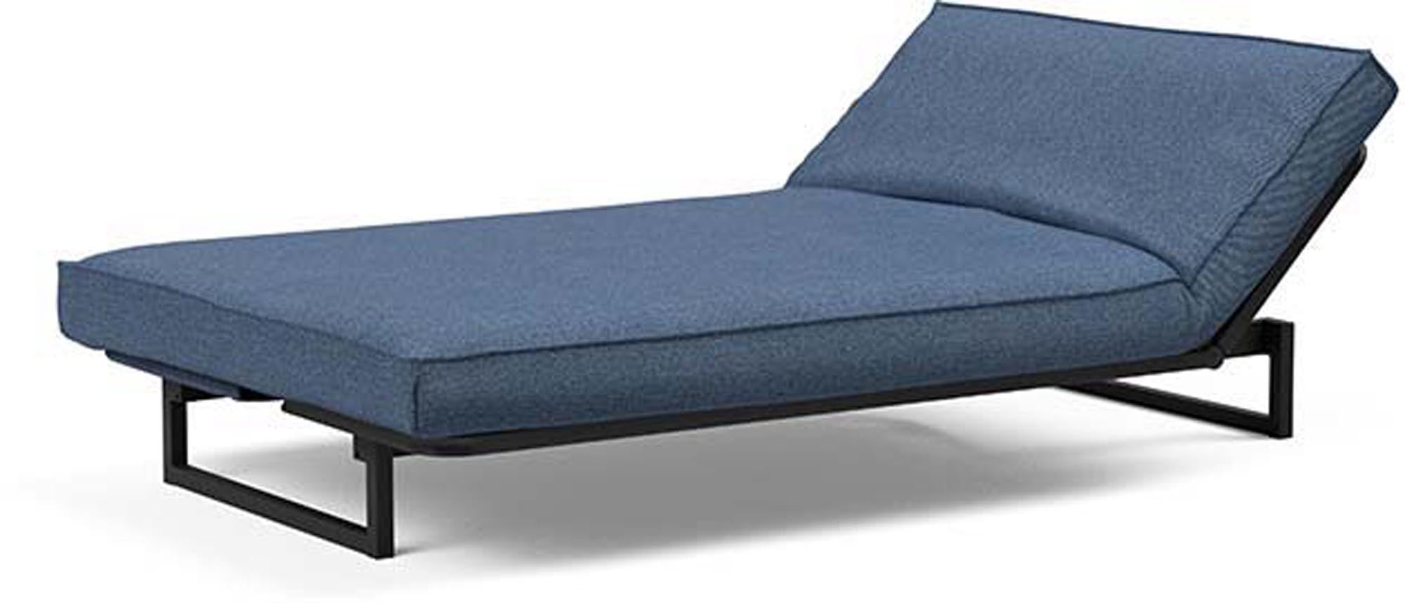 Erleben Sie das Fraction 120 Bettsofa Sharp Plus Cover von Innovation Living – ein modernes Sofa, das sich mühelos in ein bequemes Bett verwandelt und ideal für kleine Räume ist.
