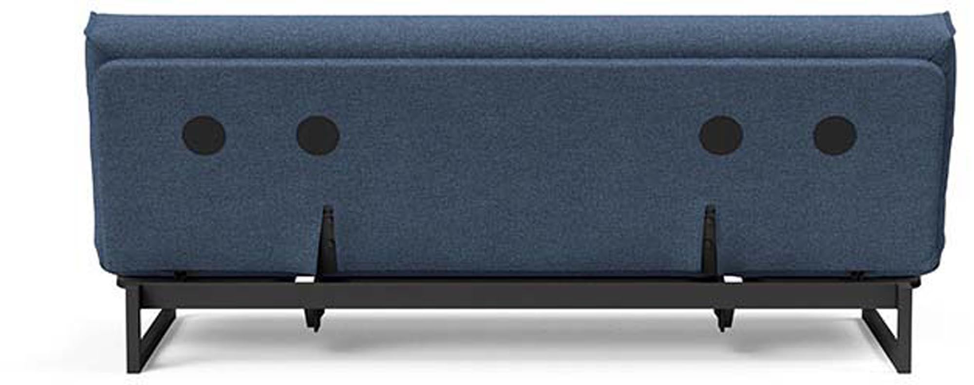 Erleben Sie das Fraction 120 Bettsofa Nordic Cover von Innovation Living: modernes Design, vielseitig einsetzbar und mit einer komfortablen Soft Spring-Matratze.