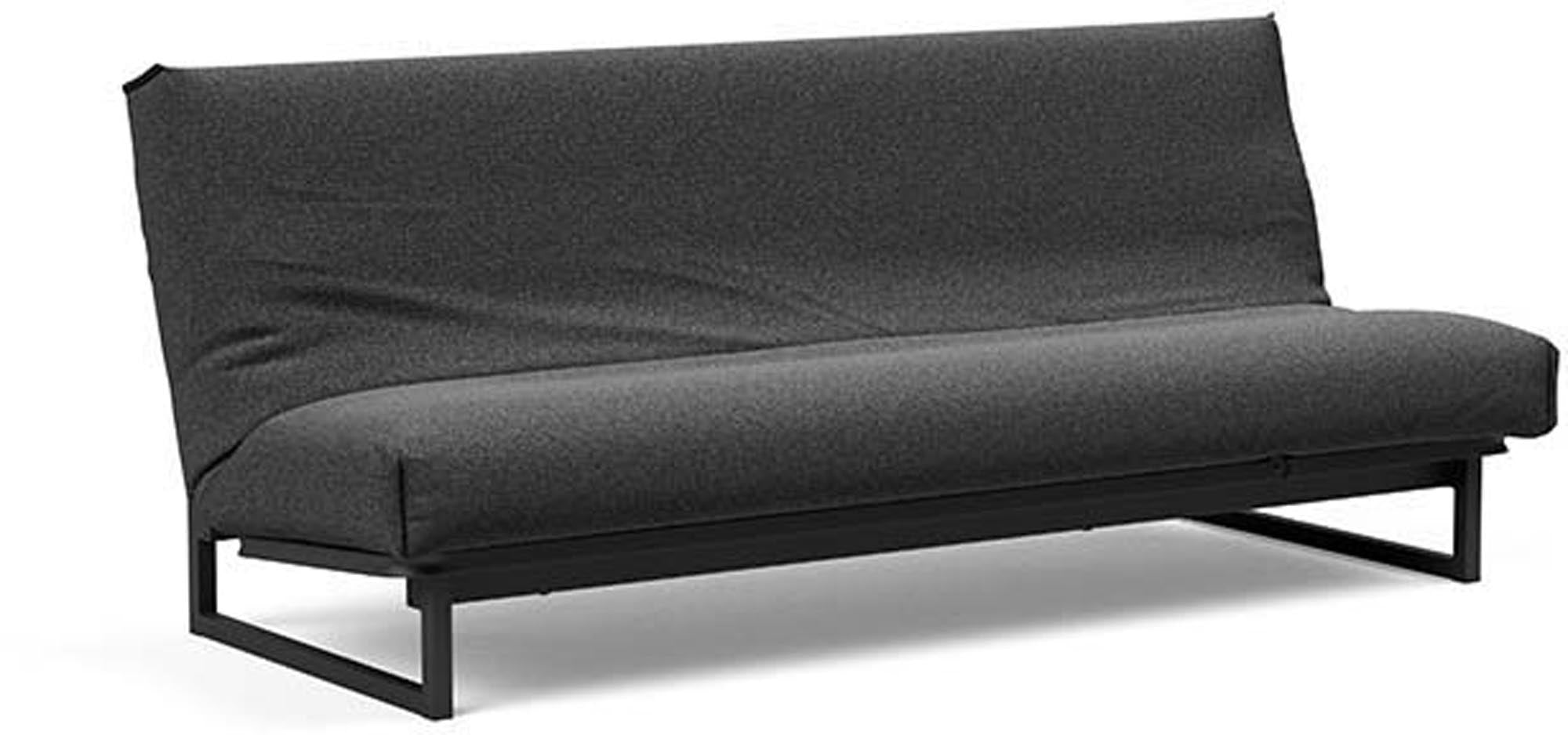 Erleben Sie das Fraction 120 Bettsofa Nordic Cover von Innovation Living: modernes Design, vielseitig einsetzbar und mit einer komfortablen Soft Spring-Matratze.