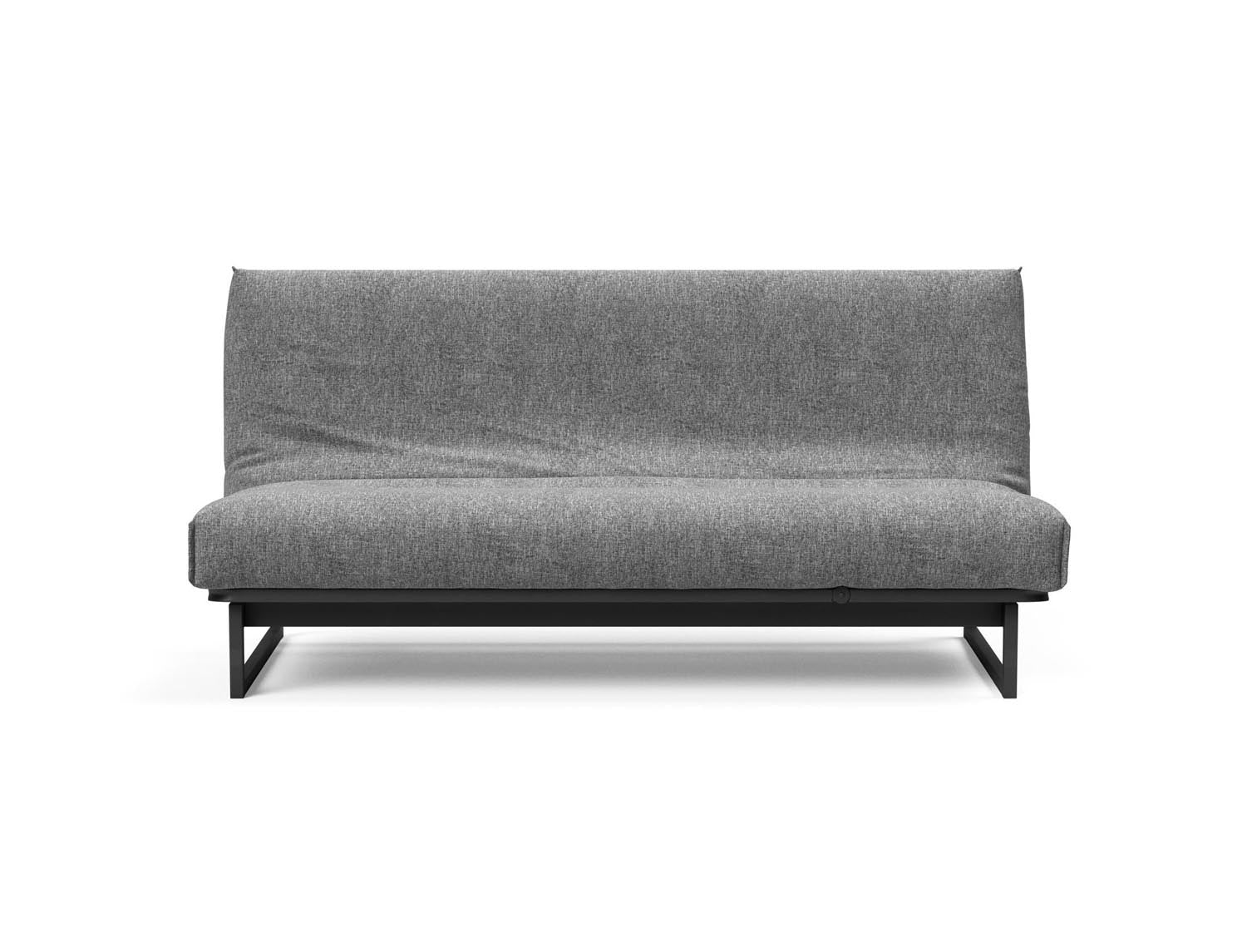 Entdecken Sie das Fraction 140 Bettsofa mit Nordic Cover von Innovation Living: stilvolles Design, komfortable Soft Spring-Matratze, ideal für kompakte Wohnräume.