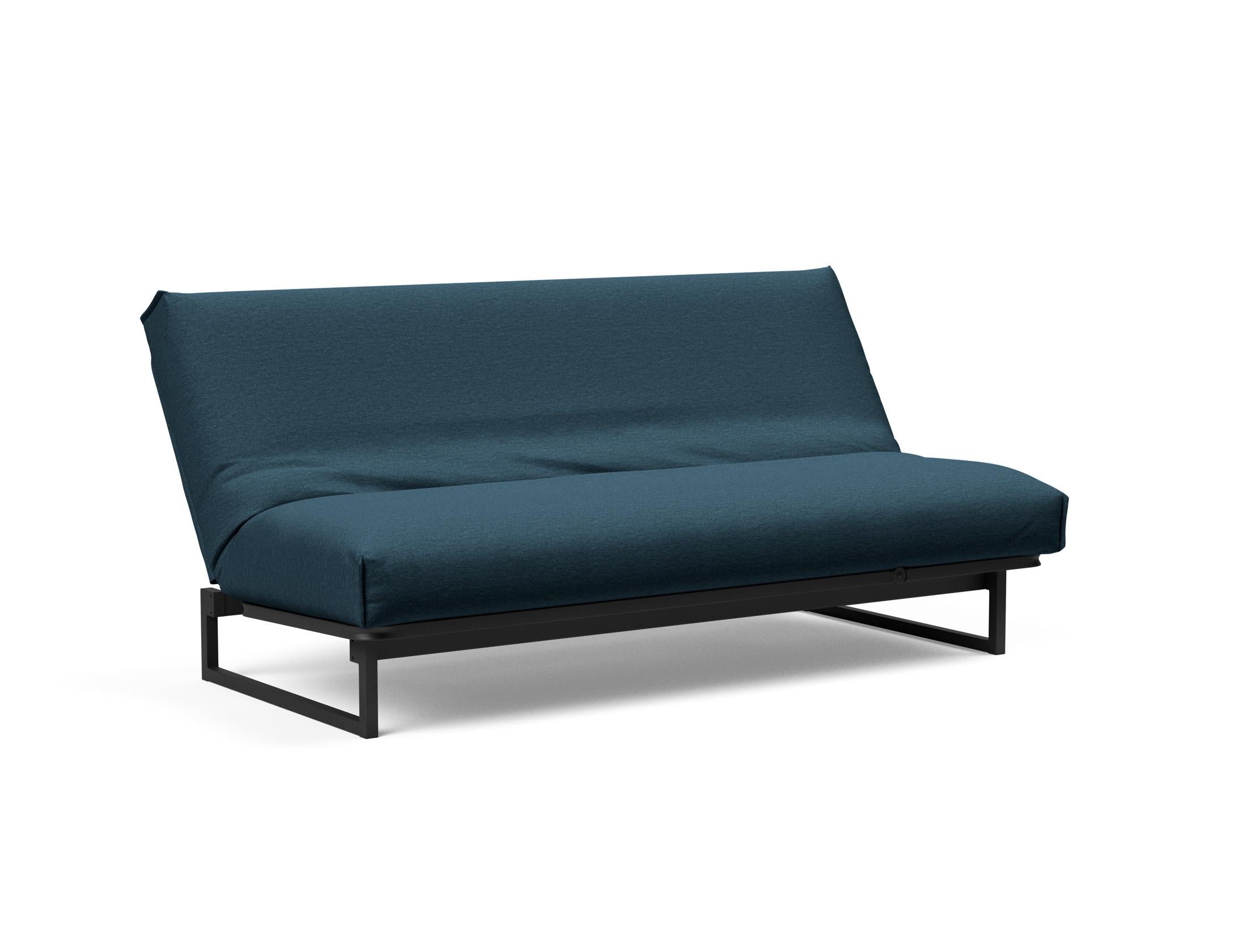Erleben Sie das Fraction 140 Bettsofa Nordic Cover von Innovation Living: modernes Design, vielseitige Nutzung und erstklassige Materialien für optimalen Komfort.