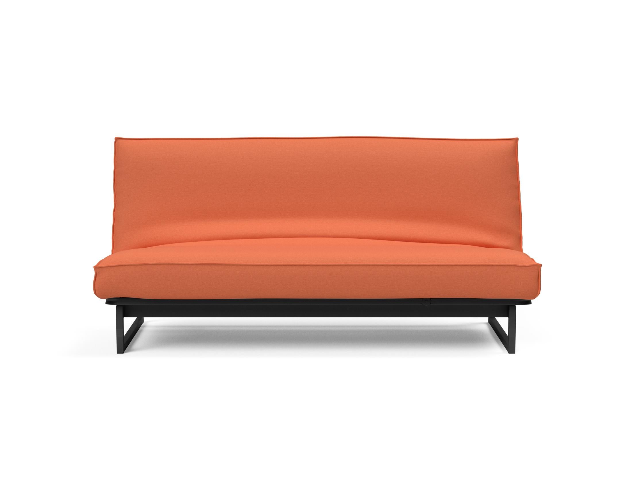 Stylisches Fraction 140 Bettsofa mit weichem Sharp Plus Bezug in Soft Spring, perfekt für entspannte Abende und modernes Interieur.