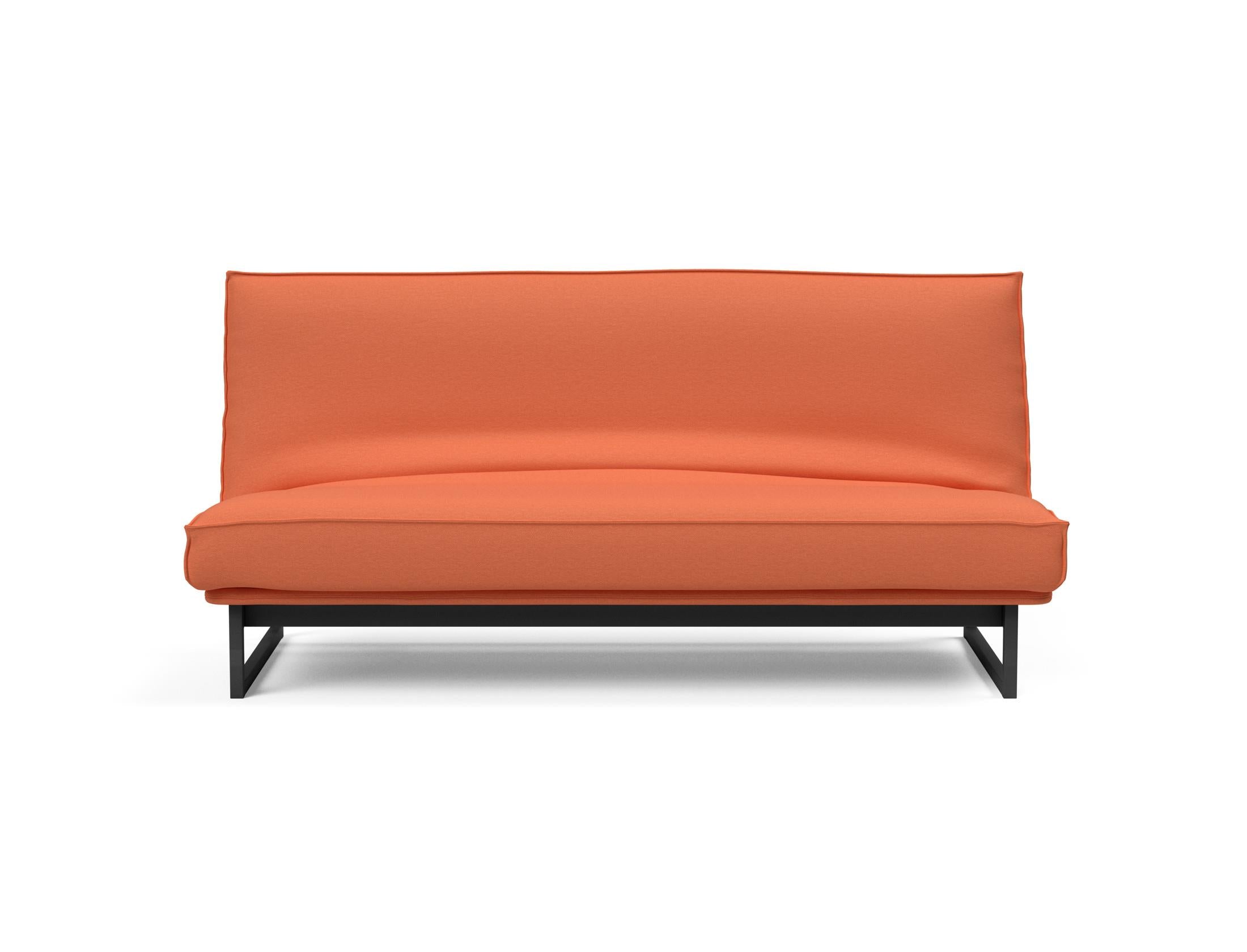 Elegantes Fraction 140 Bettsofa mit Soft Spring Bezug, ideal für gemütliche Wohnräume und als praktisches Schlafmöbel.