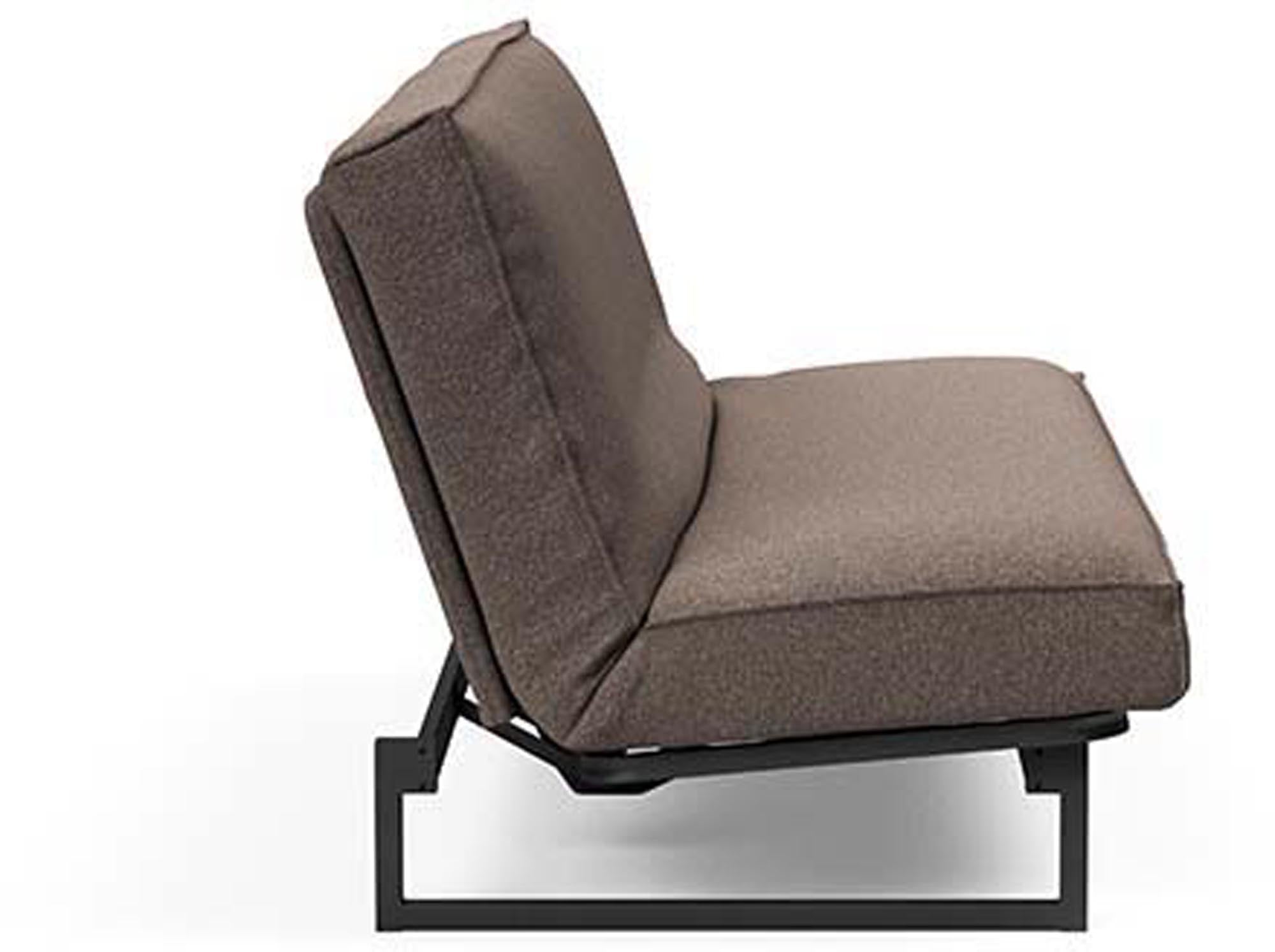 Entdecken Sie das Fraction 140 Bettsofa Sharp Plus von Innovation Living – elegant, funktional und ideal für kompakte Wohnräume.