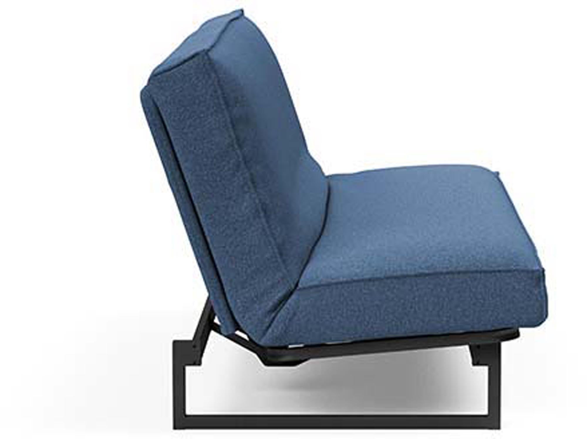 Entdecken Sie das Fraction 140 Bettsofa Sharp Plus Cover von Innovation Living – eine elegante Lösung für Komfort und Funktionalität in jedem Raum.