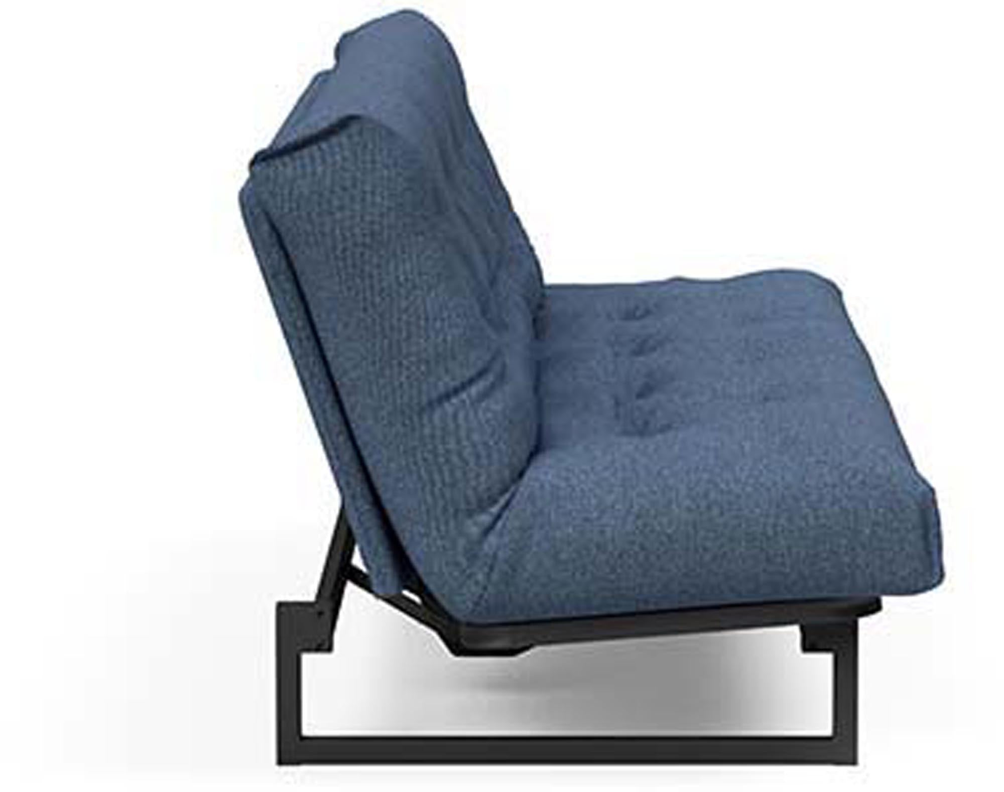 Entdecken Sie das Fraction 120 Bettsofa Nordic Spring von Innovation Living – stilvolles skandinavisches Design, ideal für kompakte Wohnräume und gemütliche Nächte.