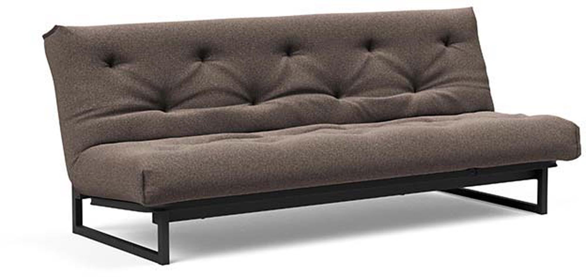 Erleben Sie das Fraction 120 Bettsofa Nordic Spring von Innovation Living – modernes skandinavisches Design, perfekt für kleine Räume und entspannende Nächte.