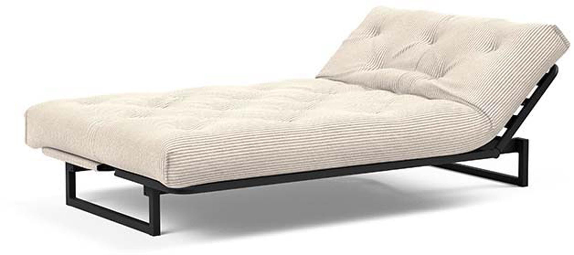 Entdecken Sie das Fraction 120 Bettsofa Nordic von Innovation Living – stilvolles skandinavisches Design, vielseitig und komfortabel für jeden Raum.
