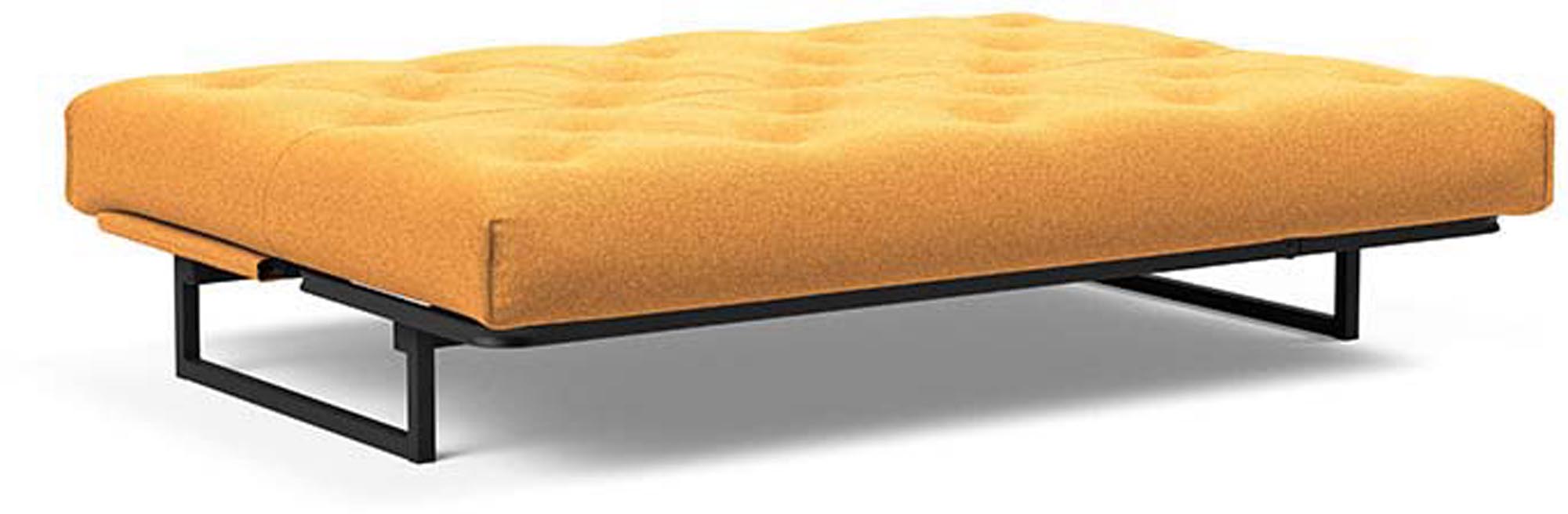 Erleben Sie das Fraction 140 Bettsofa Nordic von Innovation Living: modernes skandinavisches Design, flexible Liegepositionen und hochwertige Materialien für optimalen Komfort.