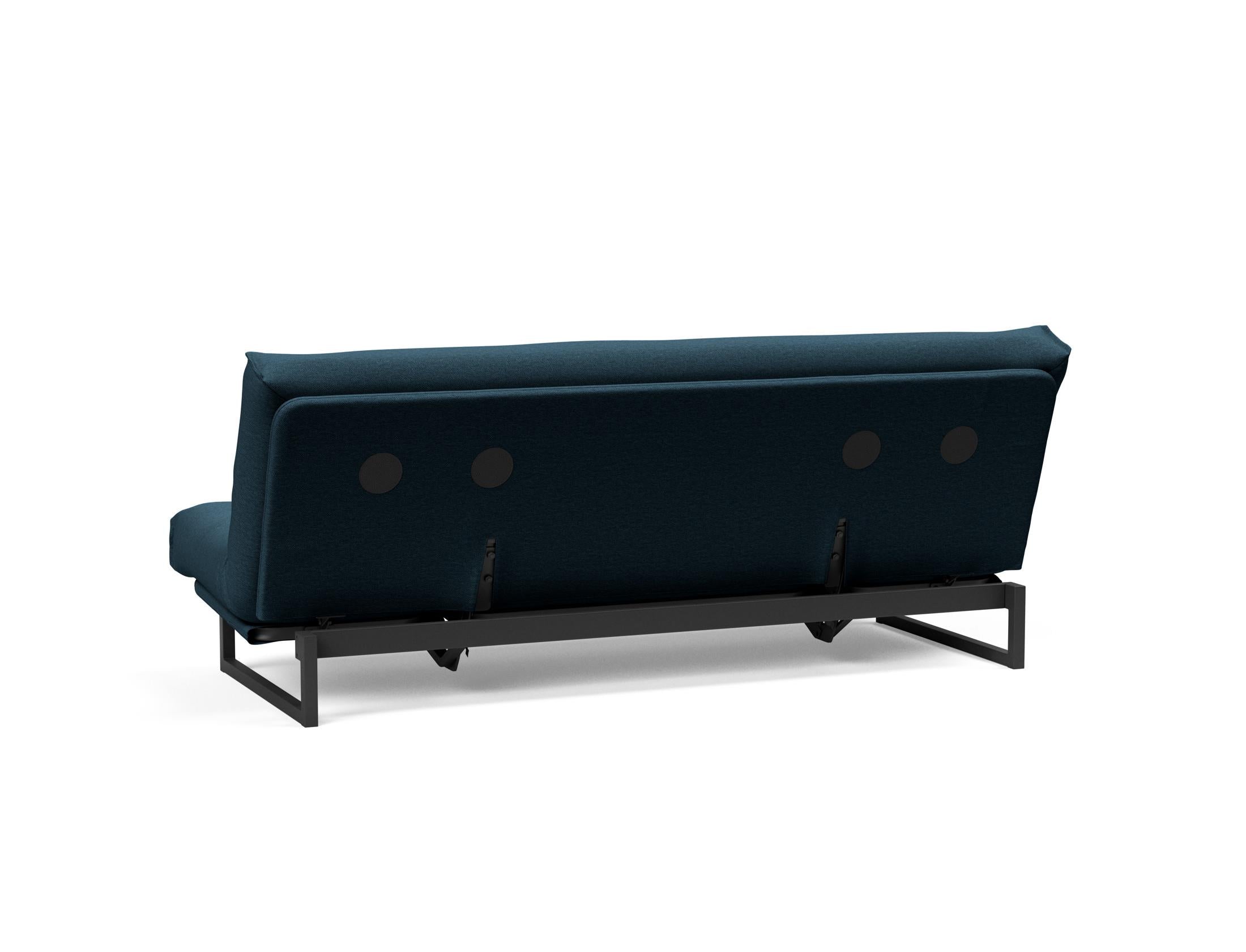 Fraction 120 Bettsofa Nordic: Elegantes Design trifft auf höchsten Komfort. Perfekt für kleine Räume und vielseitige Nutzung als Sofa oder Bett.