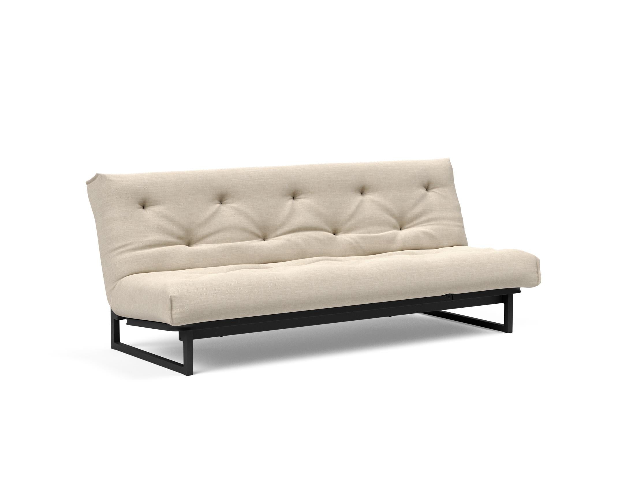 Fraction 120 Bettsofa Nordic Soft Spring: modernes skandinavisches Design, ideal für kompakte Räume, bietet hohen Sitzkomfort und eine praktische Schlafgelegenheit.