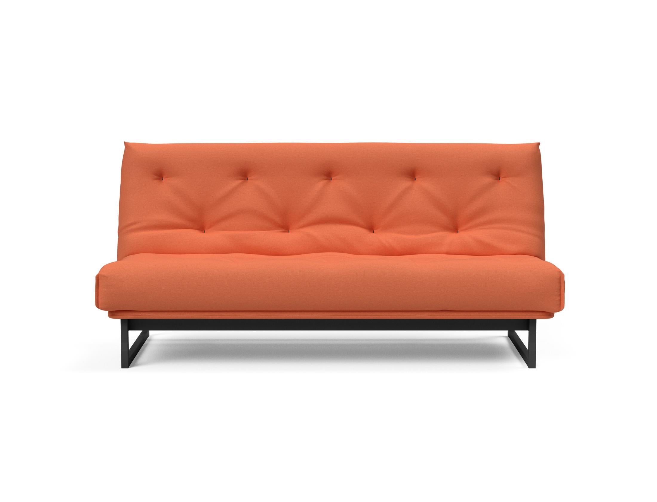 Fraction 140 Bettsofa Nordic mit Soft Spring Bezug, stilvolles und funktionales Möbelstück für modernes Wohnen und Gästezimmer.