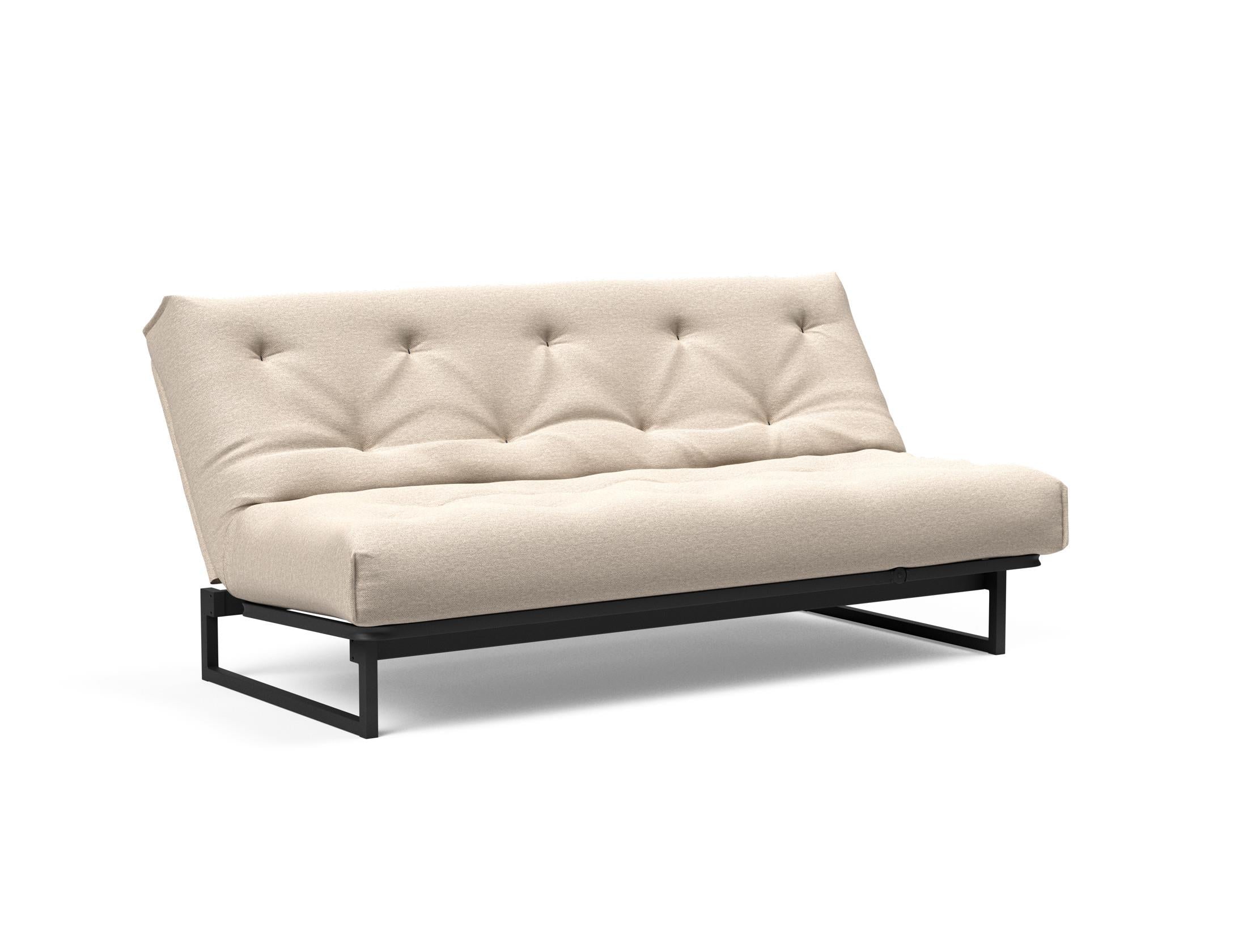 Fraction 140 Bettsofa Nordic: Stilvolles, multifunktionales Sofa für kompakte Räume, bietet höchsten Komfort und anpassbare Liegepositionen.