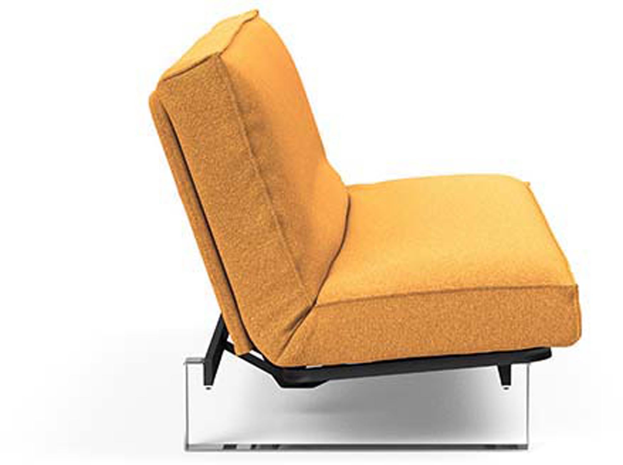 Entdecken Sie das Minimum Bettsofa 140 Sharp Plus Cover von Innovation Living – stilvoll, platzsparend und ideal für vielseitige Wohnkonzepte.