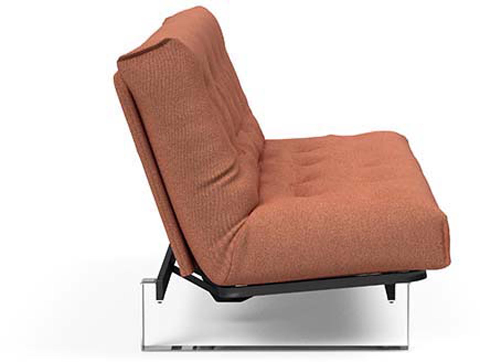 Erleben Sie das Minimum Bettsofa 140 Nordic von Innovation Living: elegantes skandinavisches Design, ideal für kleine Räume und flexible Nutzung.
