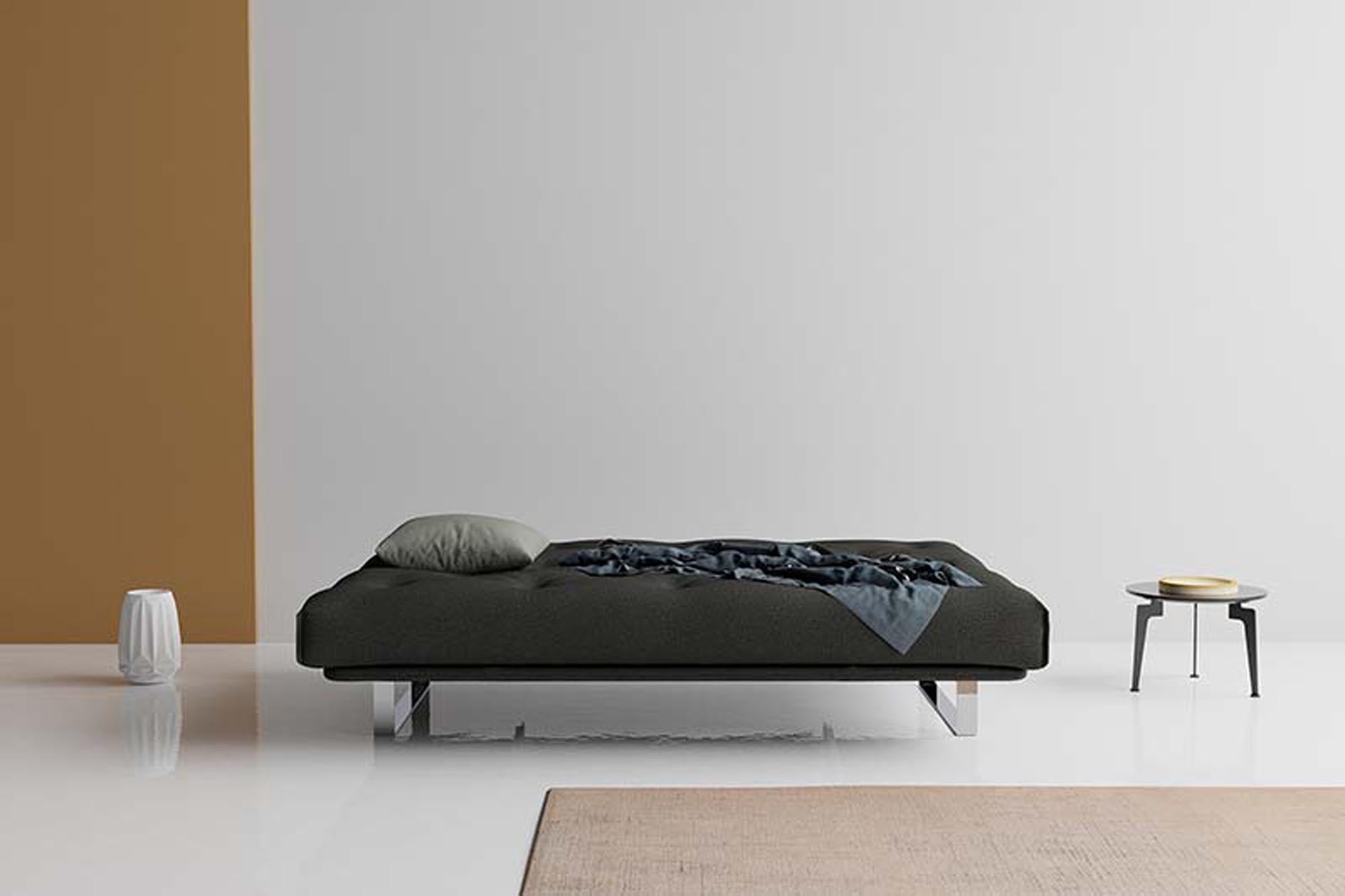 Entdecken Sie das Minimum Bettsofa 140 Nordic Spring von Innovation Living – elegant, funktional und perfekt für kompakte Wohnräume.