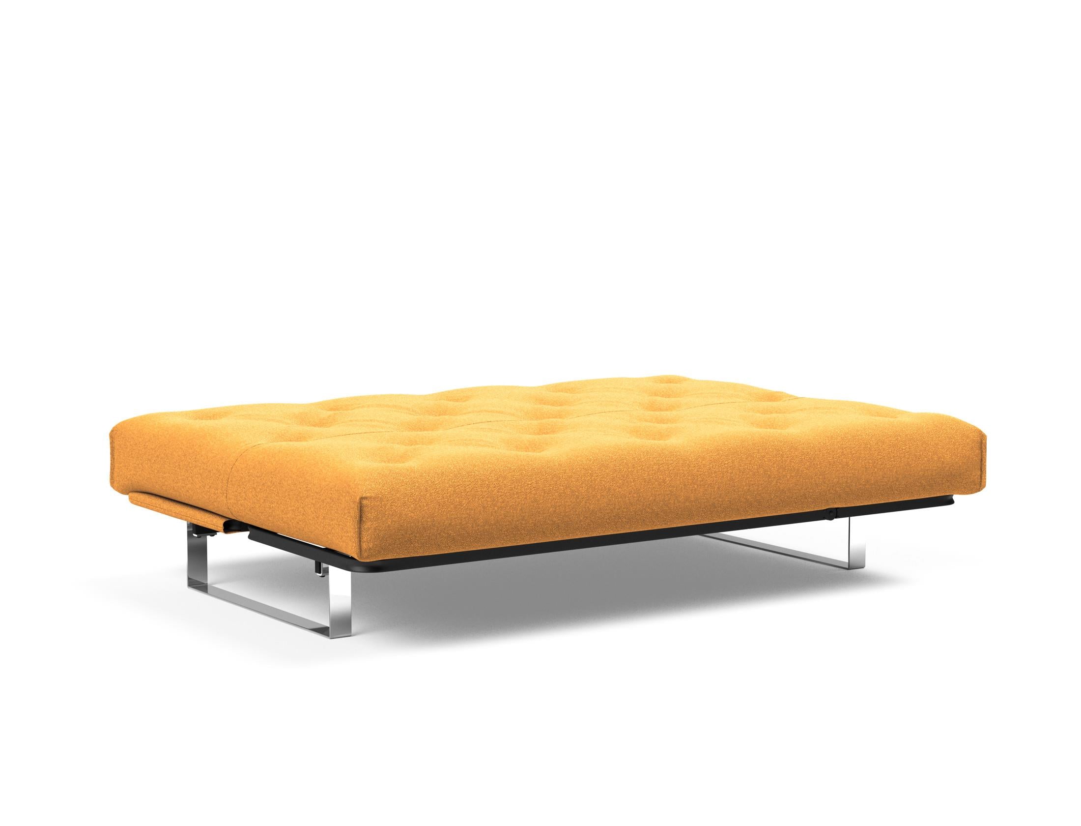 Erleben Sie das Minimum Bettsofa 140 Nordic Soft Spring von Innovation Living – skandinavisches Design trifft auf höchsten Schlafkomfort und vielseitige Nutzung.