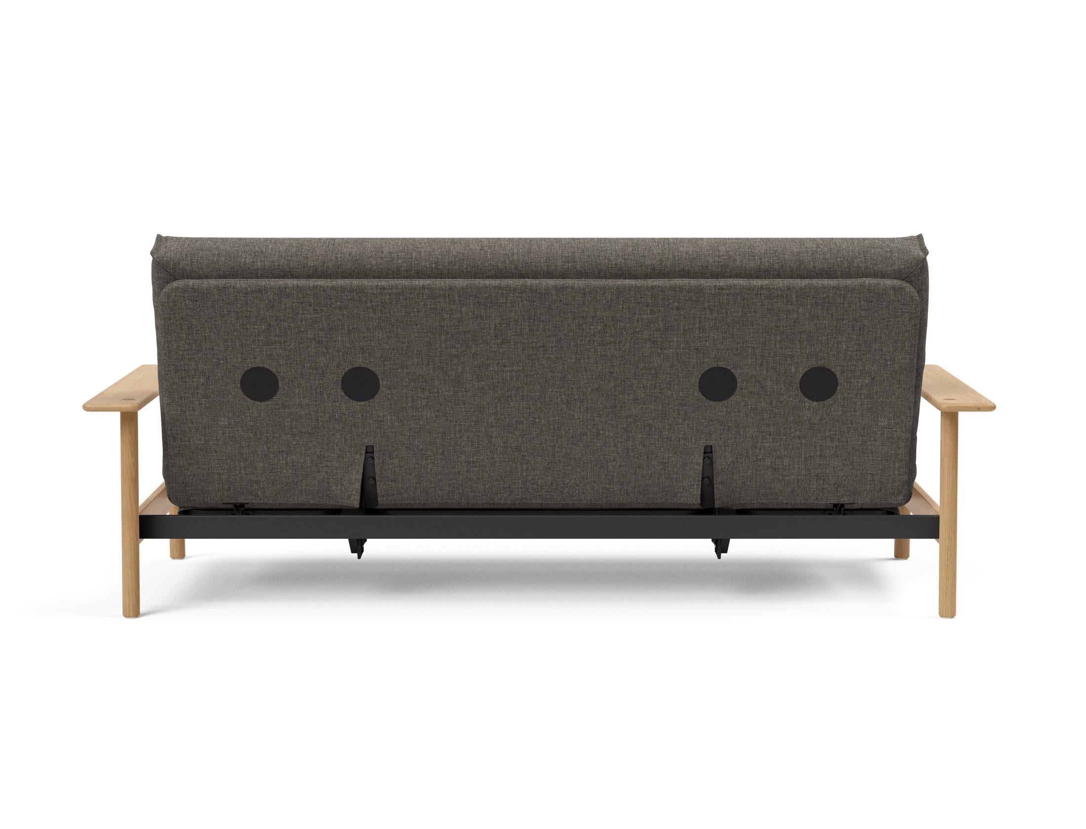 Entdecken Sie das Balder Bettsofa 140 Nordic Cover: Funktionalität trifft auf elegantes nordisches Design und außergewöhnlichen Komfort für erholsame Nächte.