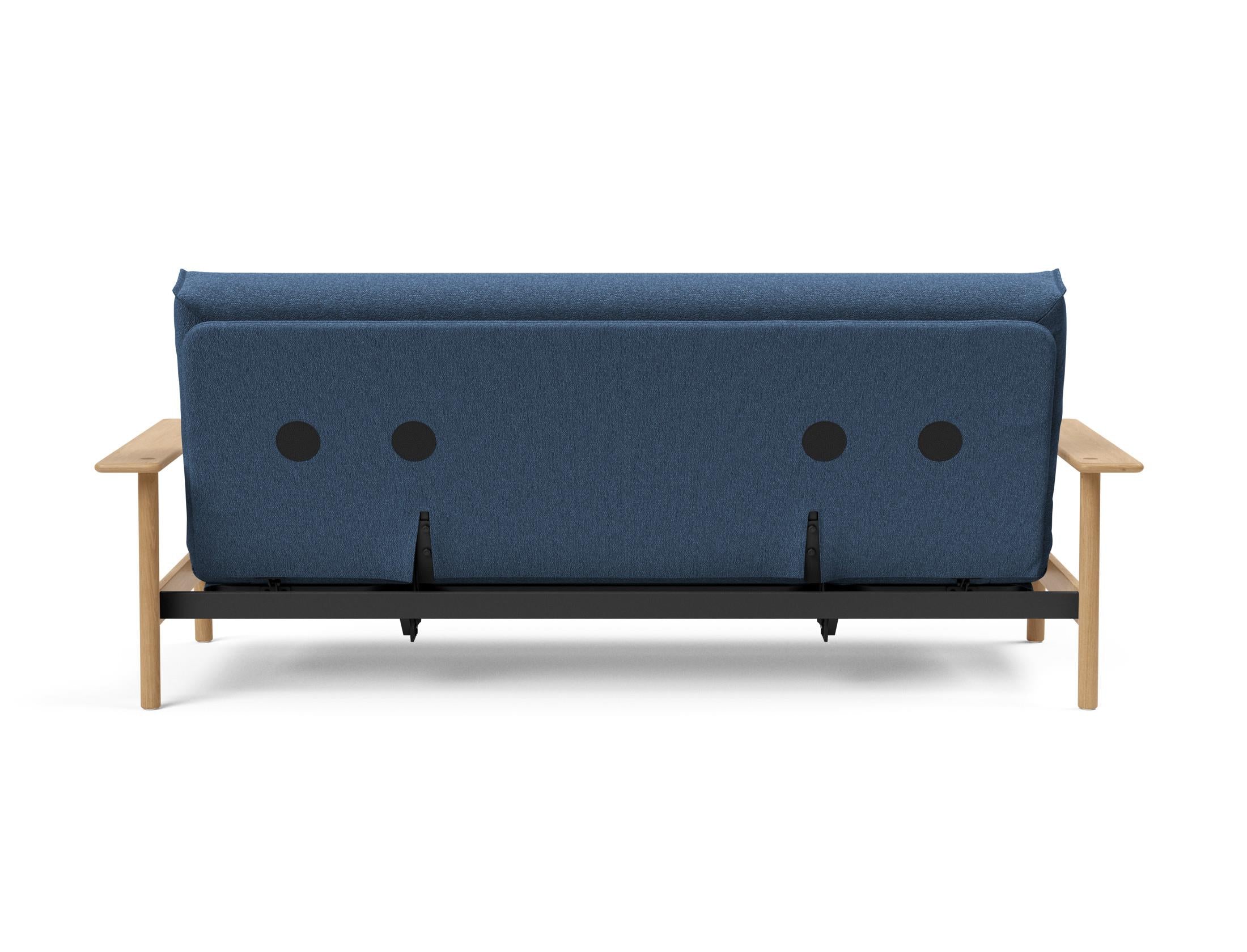 Erleben Sie das Balder Bettsofa 140 Nordic Cover Soft Spring von Innovation Living – eine perfekte Kombination aus modernem Stil und optimalem Schlafkomfort.