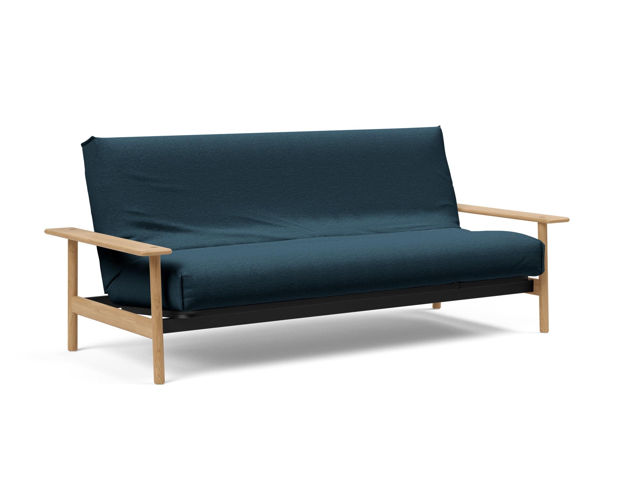 Erleben Sie das Balder Bettsofa 140 Nordic Cover Soft Spring von Innovation Living – eine perfekte Kombination aus modernem Stil und optimalem Schlafkomfort.