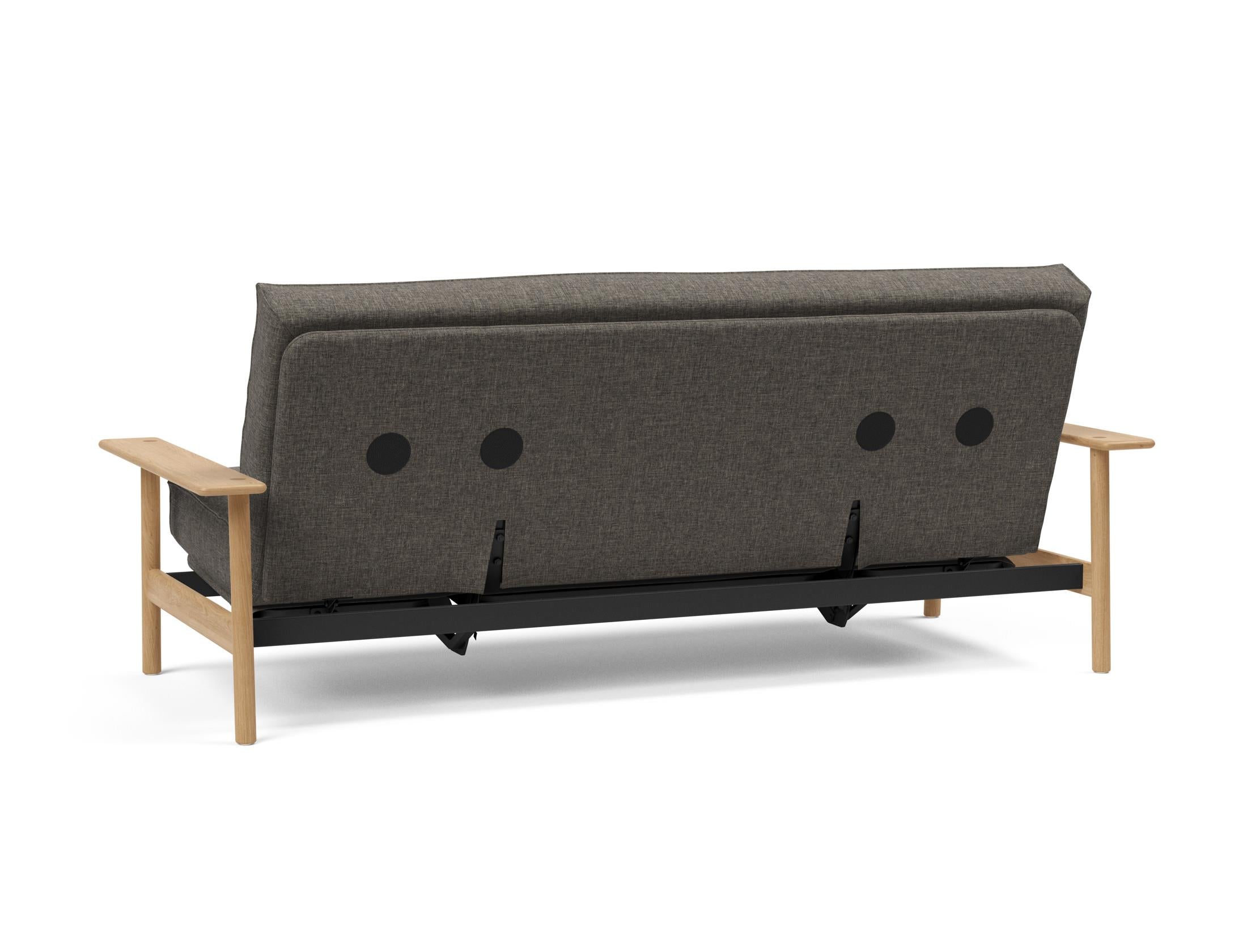 Entdecken Sie das Balder Bettsofa 140 Sharp Plus Cover – ein stilvolles Schlafsofa, das Komfort und Funktionalität vereint.