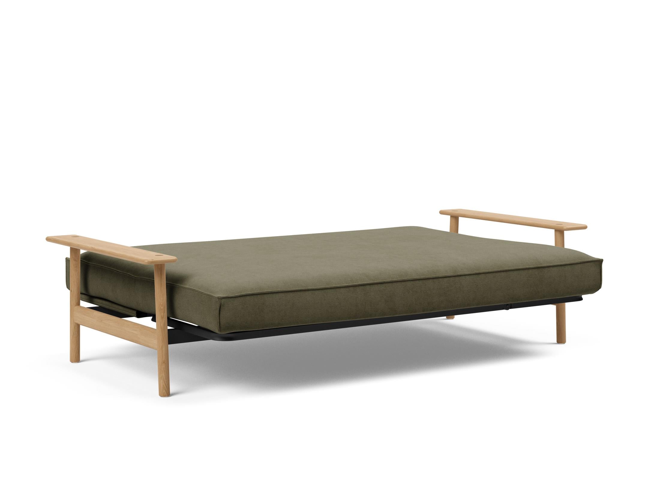 Erleben Sie das Balder Bettsofa 140 Sharp Plus Cover Soft Spring von Innovation Living – skandinavisches Design trifft auf höchsten Komfort und Vielseitigkeit.