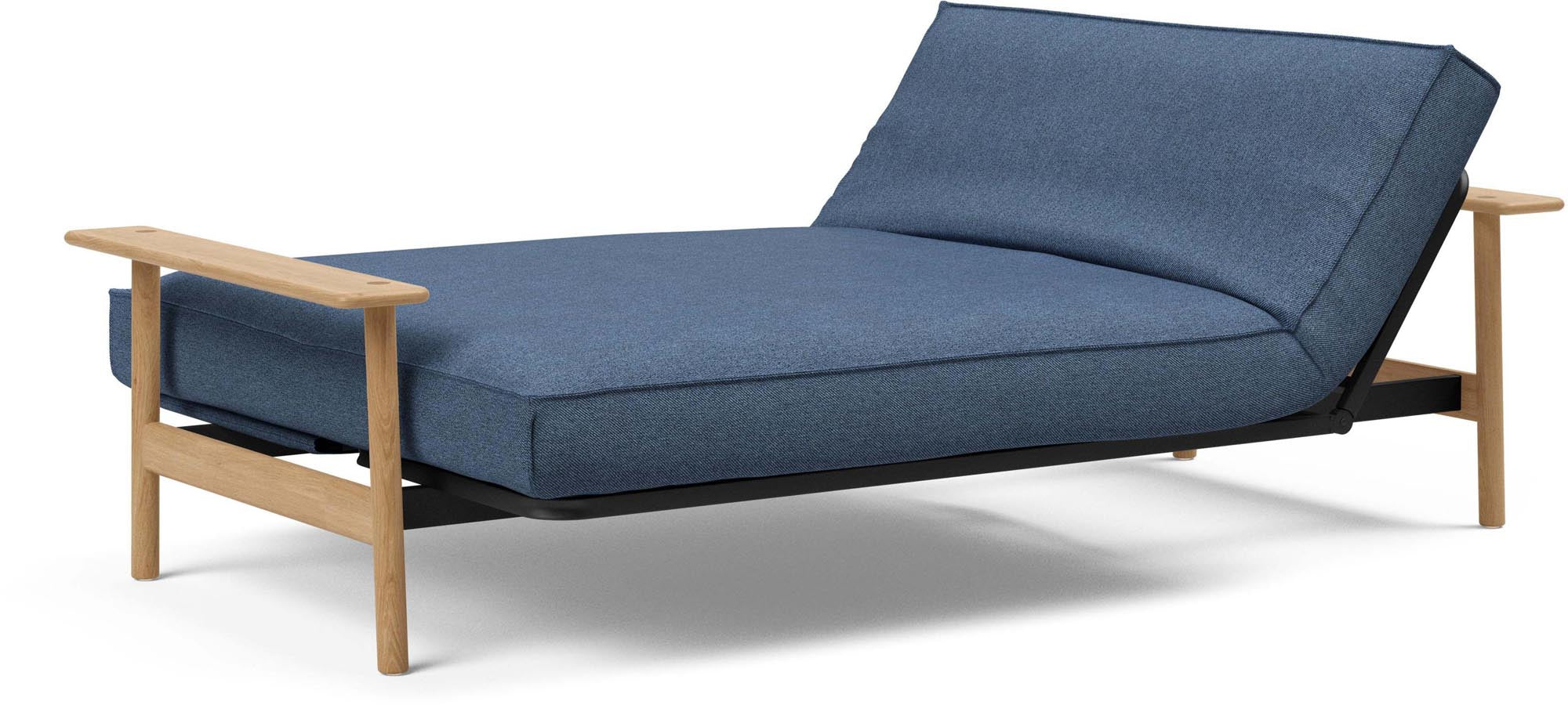 Erleben Sie das Balder Bettsofa 140 Sharp Plus Cover von Innovation Living – skandinavisches Design trifft auf höchsten Komfort und Funktionalität.
