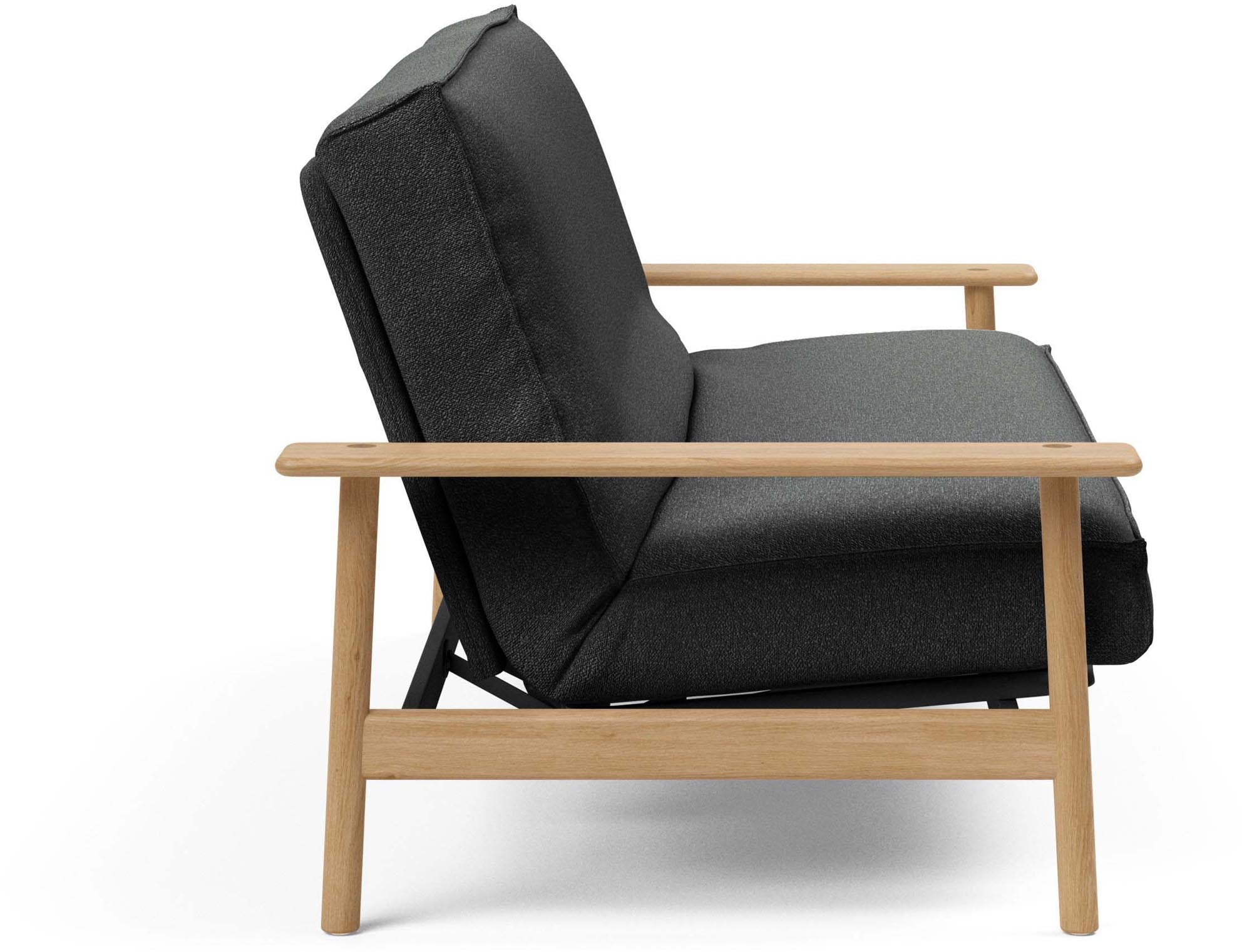 Erleben Sie das Balder Bettsofa 140 Sharp Plus Cover Latex von Innovation Living – eine perfekte Kombination aus modernem Stil und optimalem Schlafkomfort.