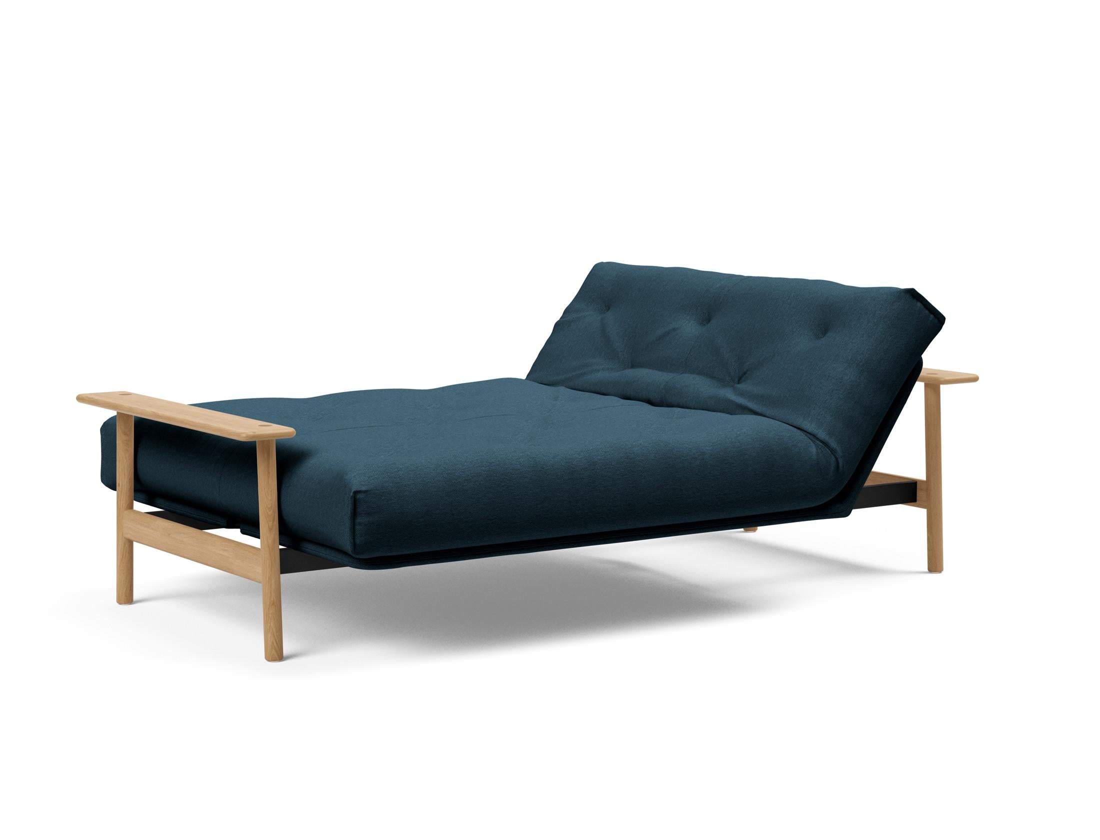 Entdecken Sie das Balder Bettsofa 140 Nordic: Elegantes Design trifft auf außergewöhnlichen Komfort und vielseitige Einsatzmöglichkeiten für Ihr Zuhause.