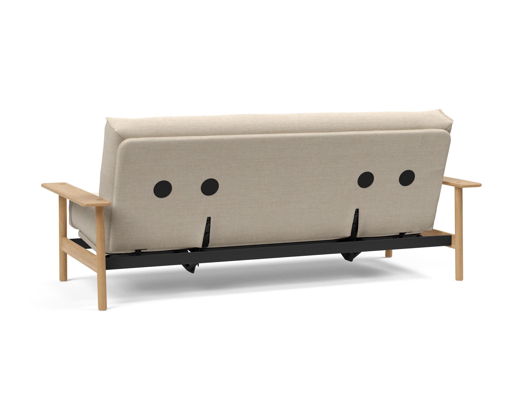 Entdecken Sie das Balder Bettsofa 140 Nordic: Elegantes Design, flexible Nutzung und erstklassige Nordic Soft Spring Matratze für optimalen Komfort.