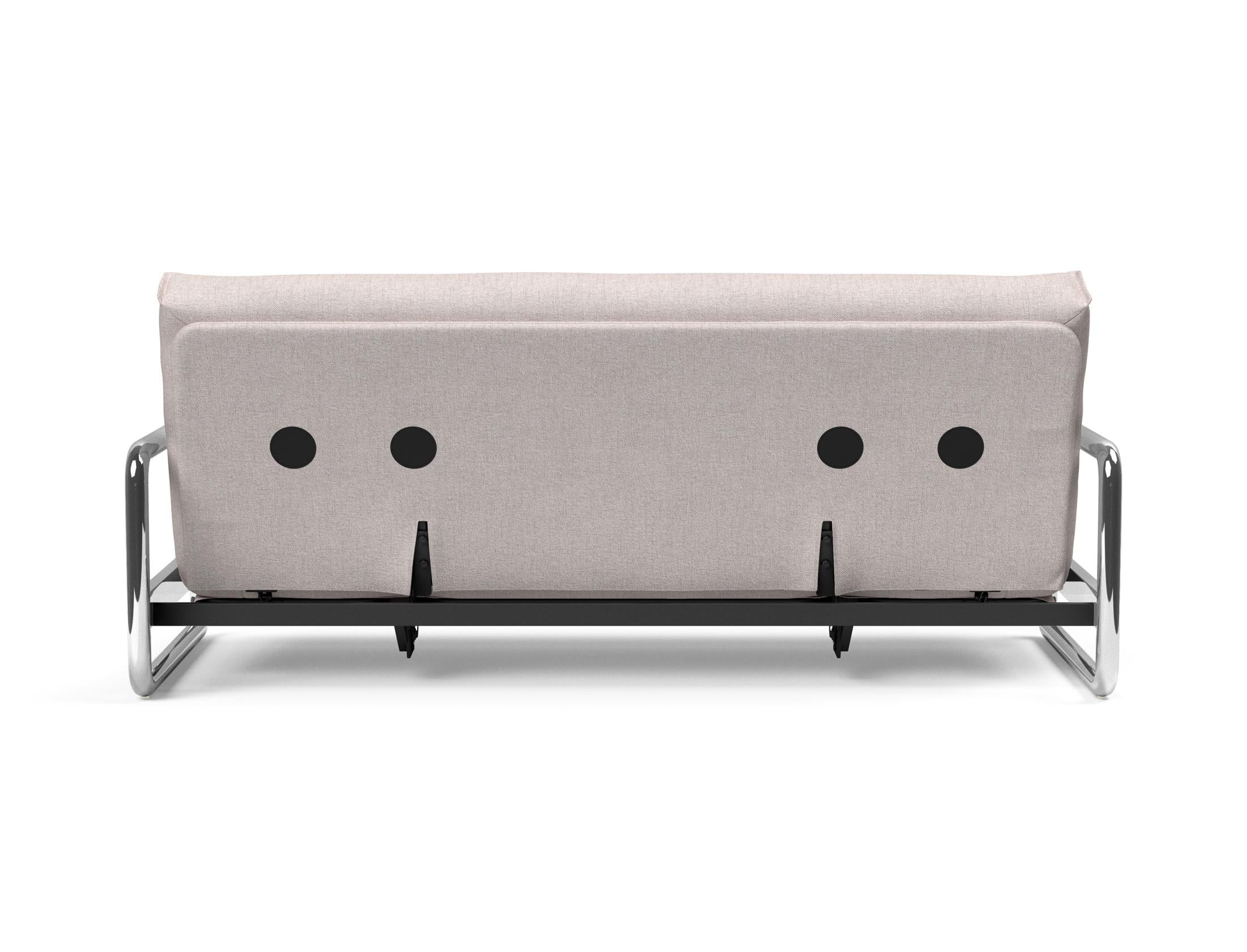 Entdecken Sie das Lomira Schlafsofa 140 Nordic von Innovation Living – stilvolles skandinavisches Design trifft auf höchsten Schlafkomfort mit Soft Spring Bezug.