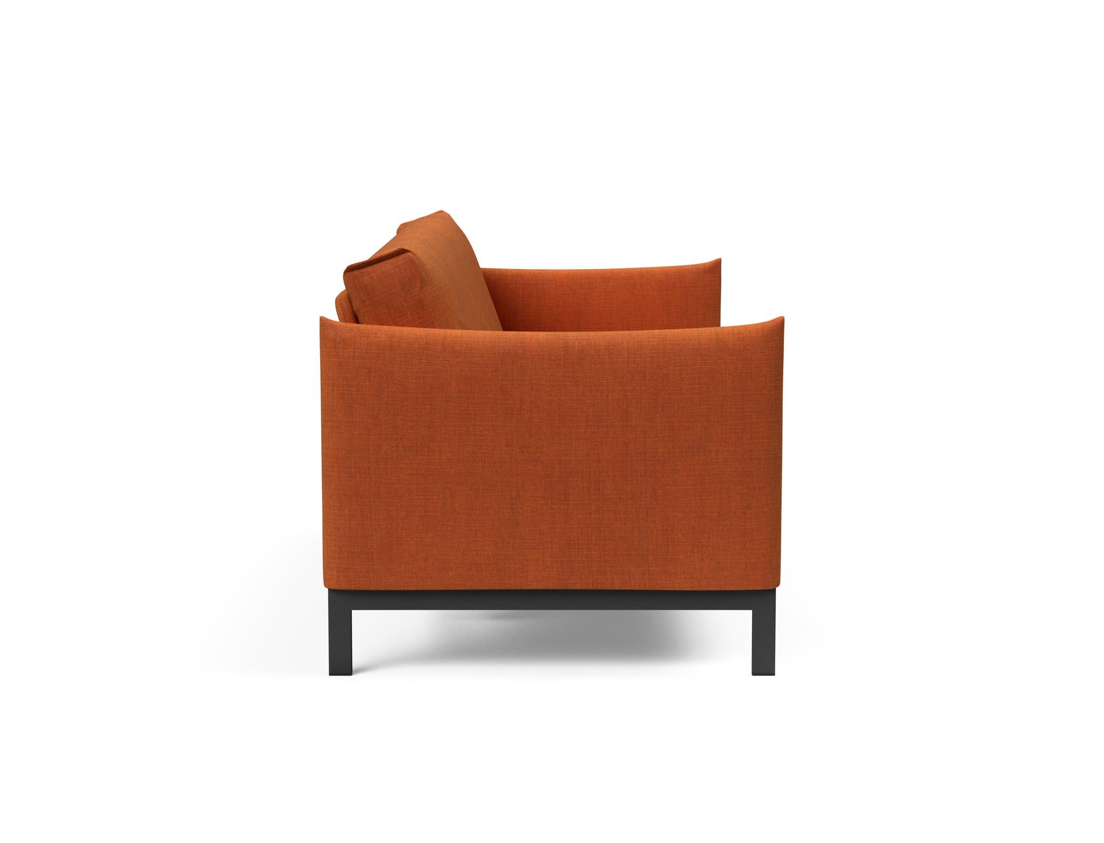 Entdecken Sie das Junus 140 Bettsofa mit Nordic Cover von Innovation Living – stilvolles Design trifft auf hervorragende Schlafqualität.