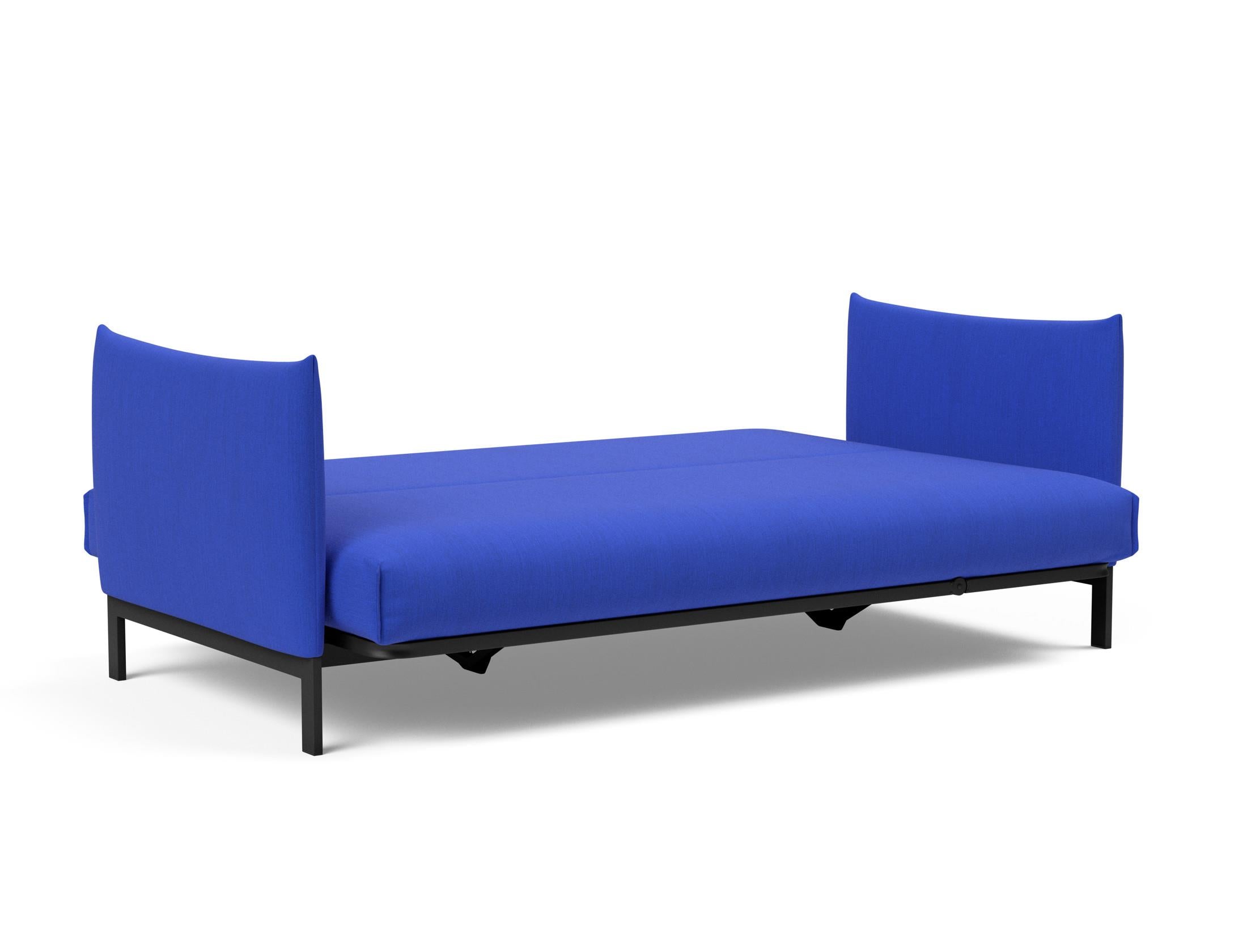 Erleben Sie das Junus 140 Bettsofa Nordic Cover von Innovation Living – eine elegante Lösung für Sitzen und Schlafen, ideal für kleine Räume.