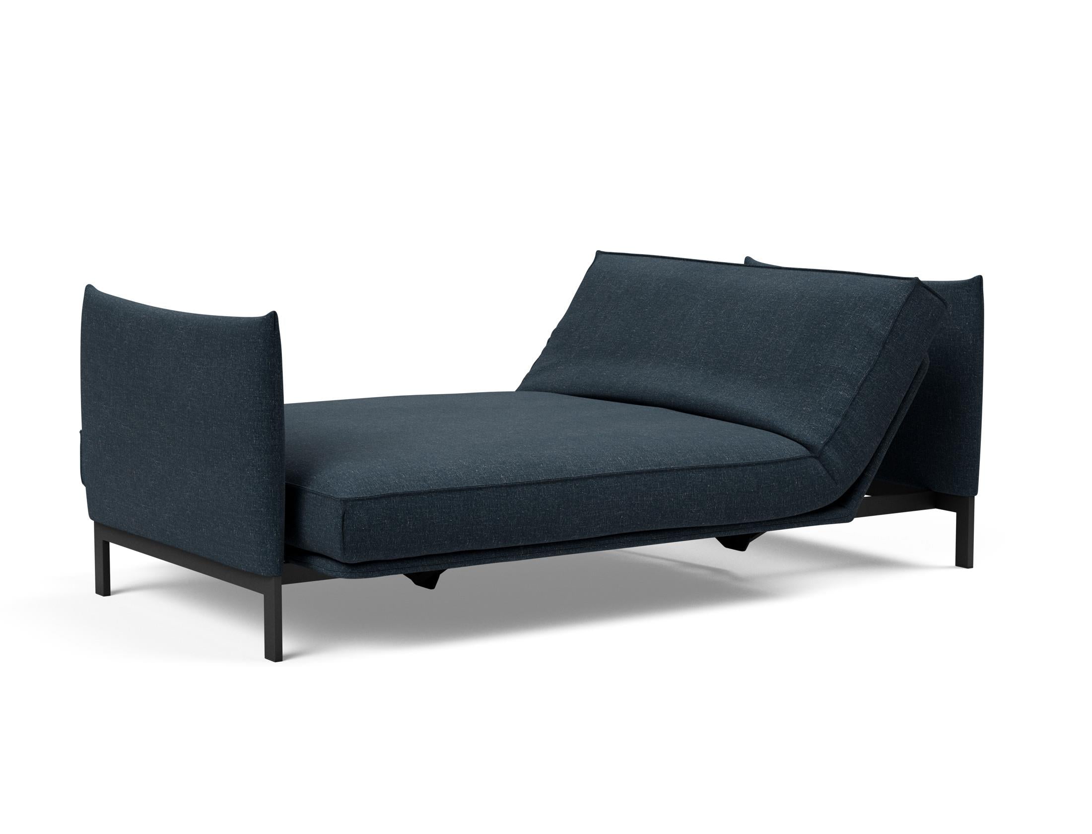 Entdecken Sie das Junus 140 Bettsofa Sharp Plus Cover – stilvolles Design, abnehmbarer Bezug und erstklassiger Komfort für kleine Räume.