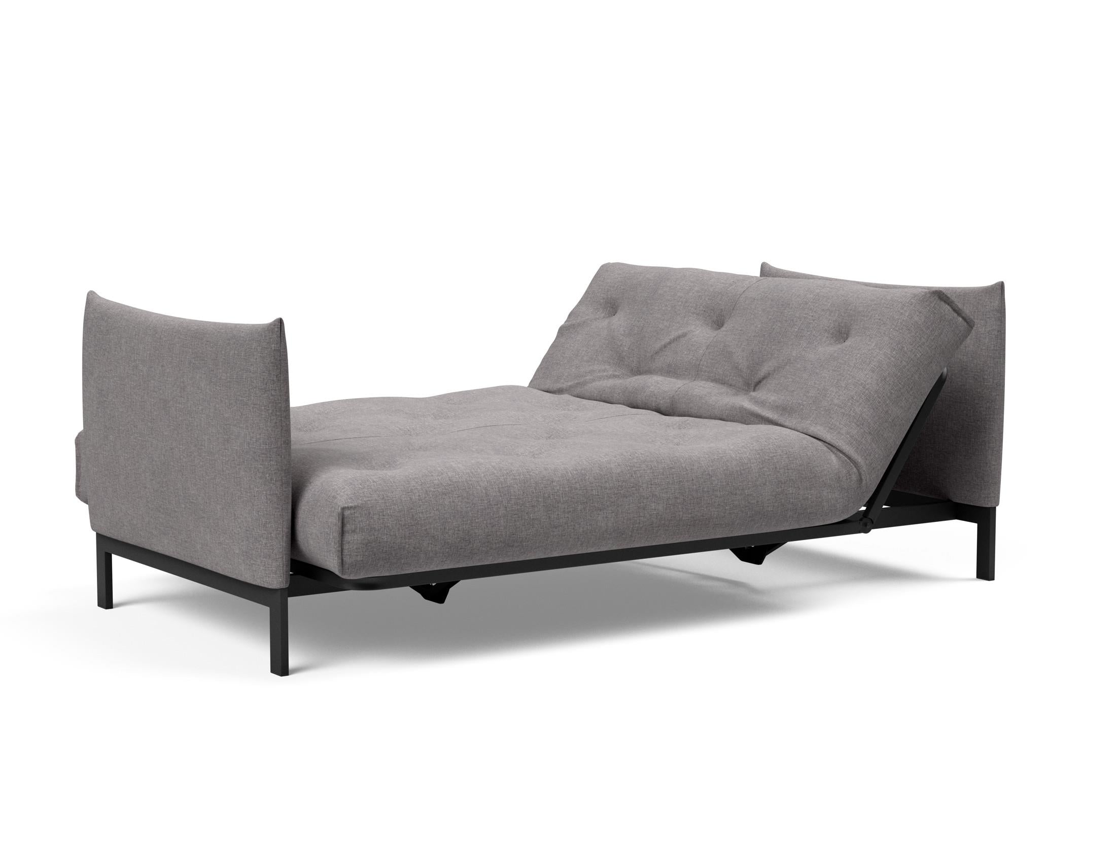Entdecken Sie das Junus 140 Bettsofa Nordic von Innovation Living – ein stilvolles, flexibles Sofa, das sich mühelos in ein bequemes Bett verwandelt.