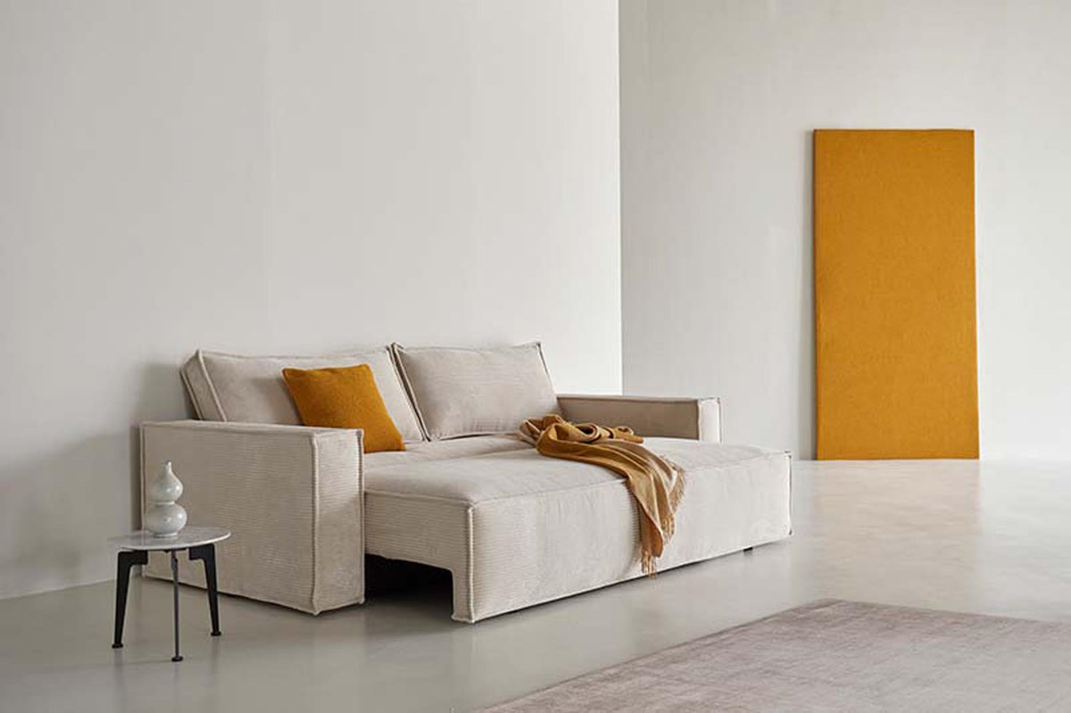 Newilla Bettsofa in 594 Corduroy Ivory präsentiert im Onlineshop von KAQTU Design AG. Bettsofa ist von Innovation Living