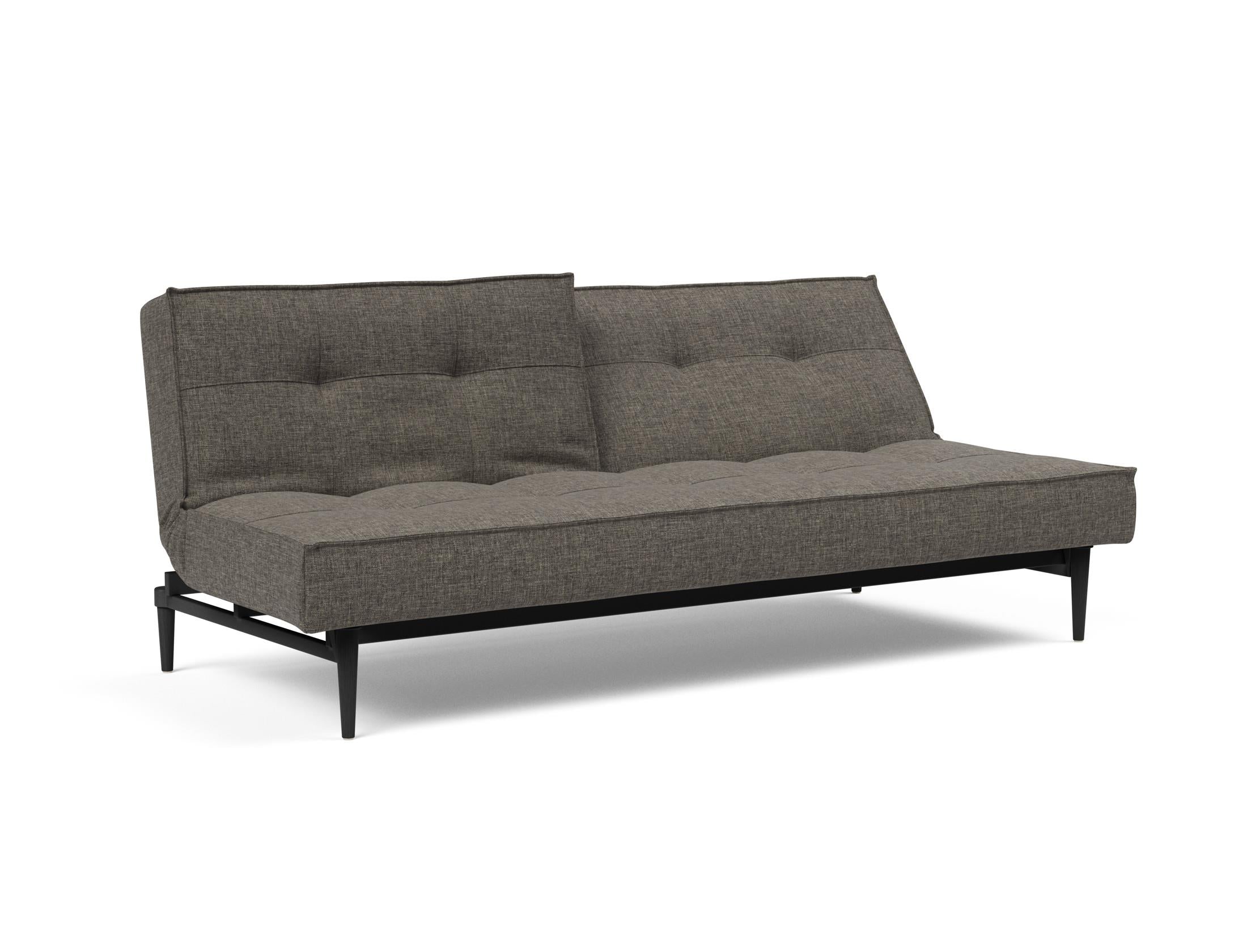 Erleben Sie das stilvolle Splitback Sofabett 115 Styletto von Innovation Living – ideal für flexible Wohnlösungen und zeitgemäßes Design.