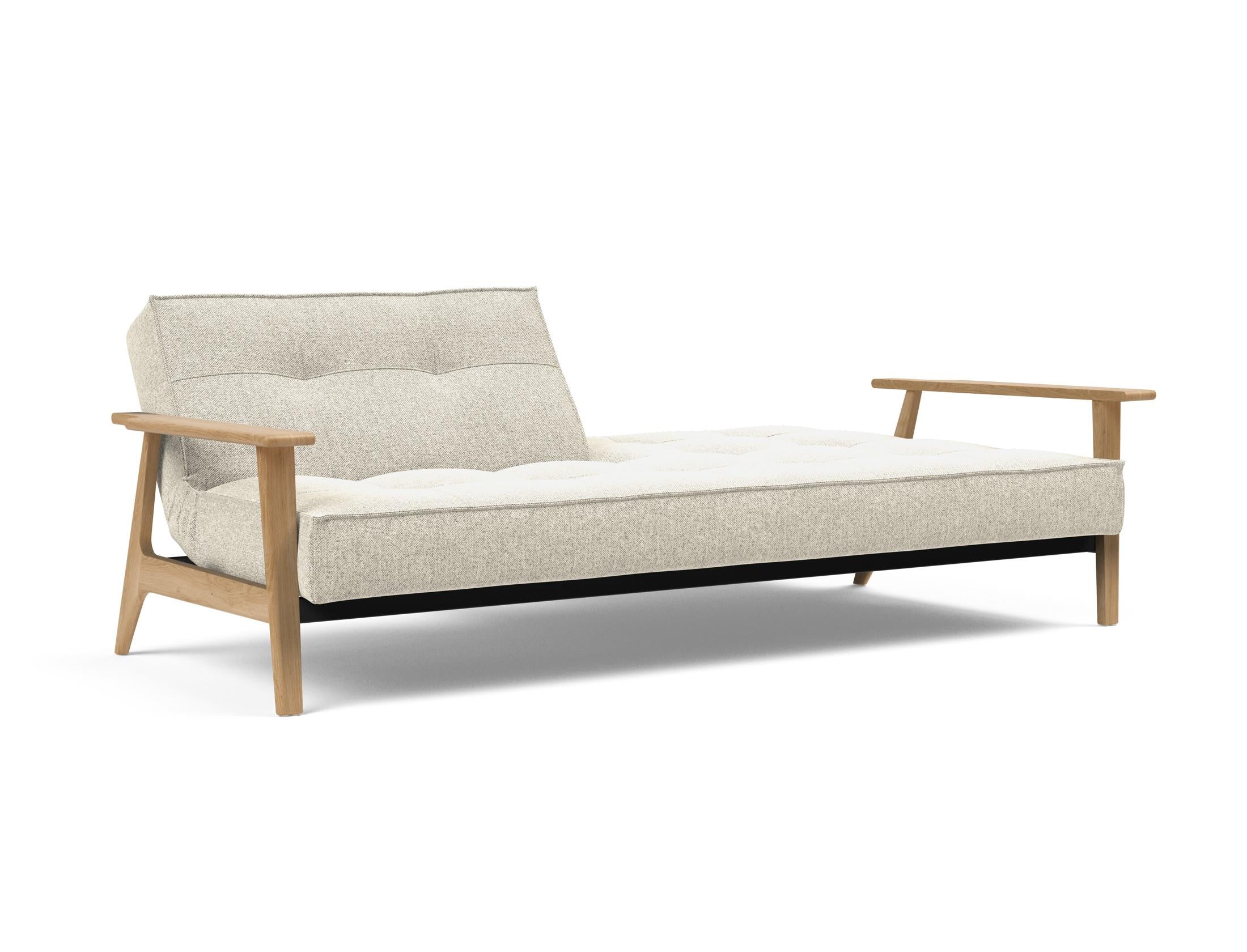 Erleben Sie das Splitback Sofabett 115 Frej von Innovation Living – stilvolles Design trifft auf vielseitige Nutzung für Ihr Zuhause.