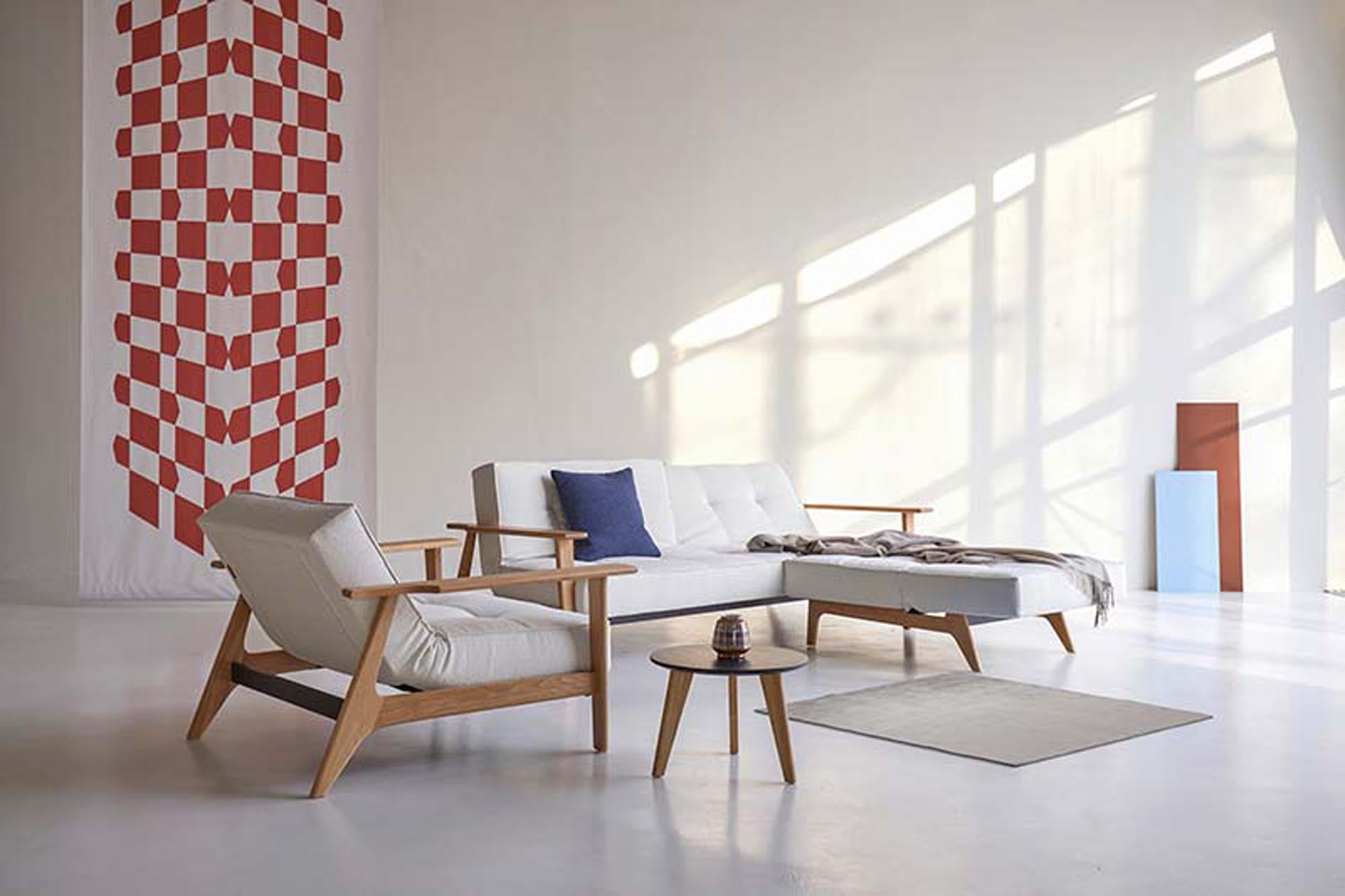 Erleben Sie das stilvolle Splitback Sofabett 115 Frej von Innovation Living – ideal für platzsparende Lösungen und zeitgemäße Einrichtung.