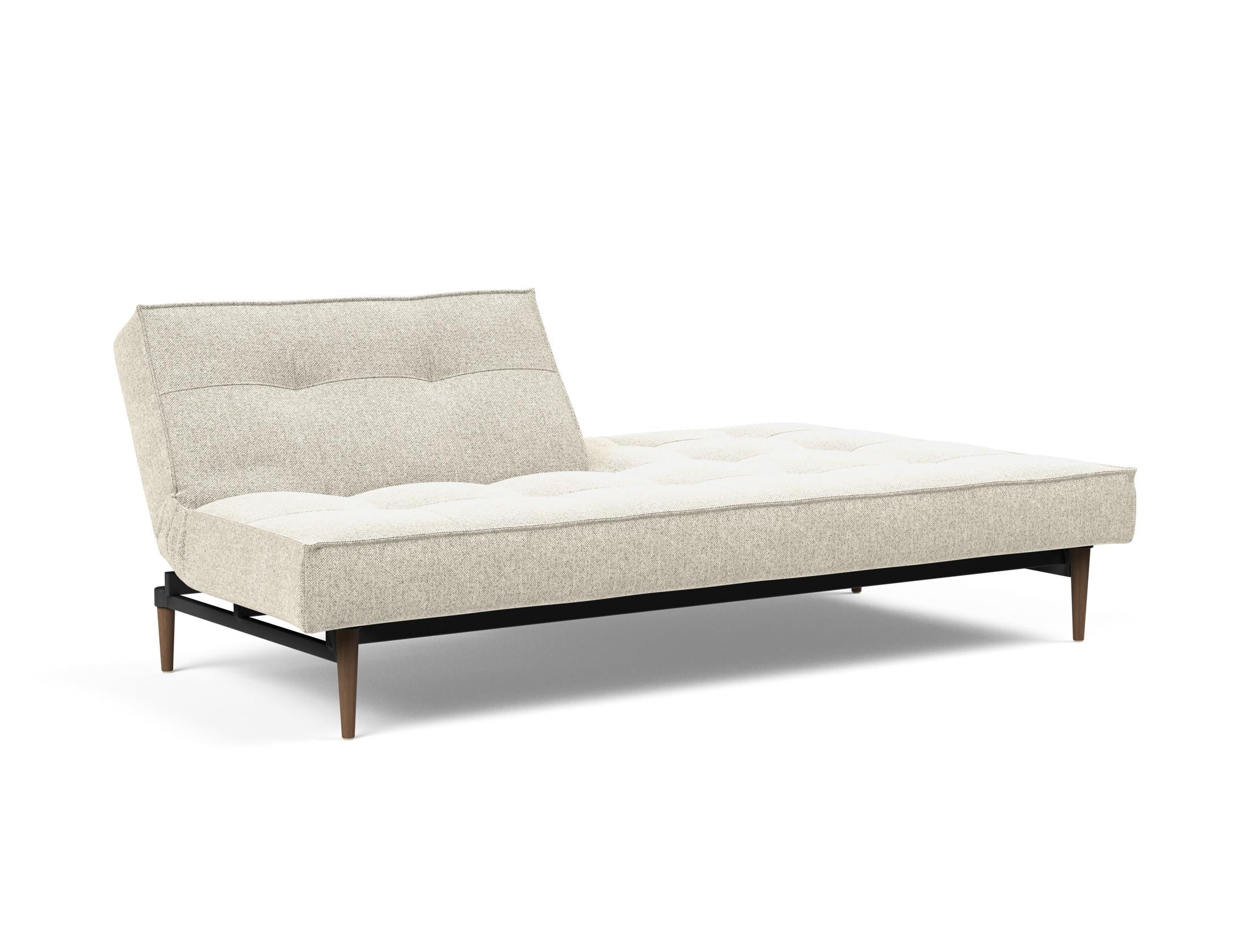 Erleben Sie das stilvolle Splitback Sofabett 115 Styletto von Innovation Living – ideal für flexible Wohnlösungen und zeitgemäßes Design.