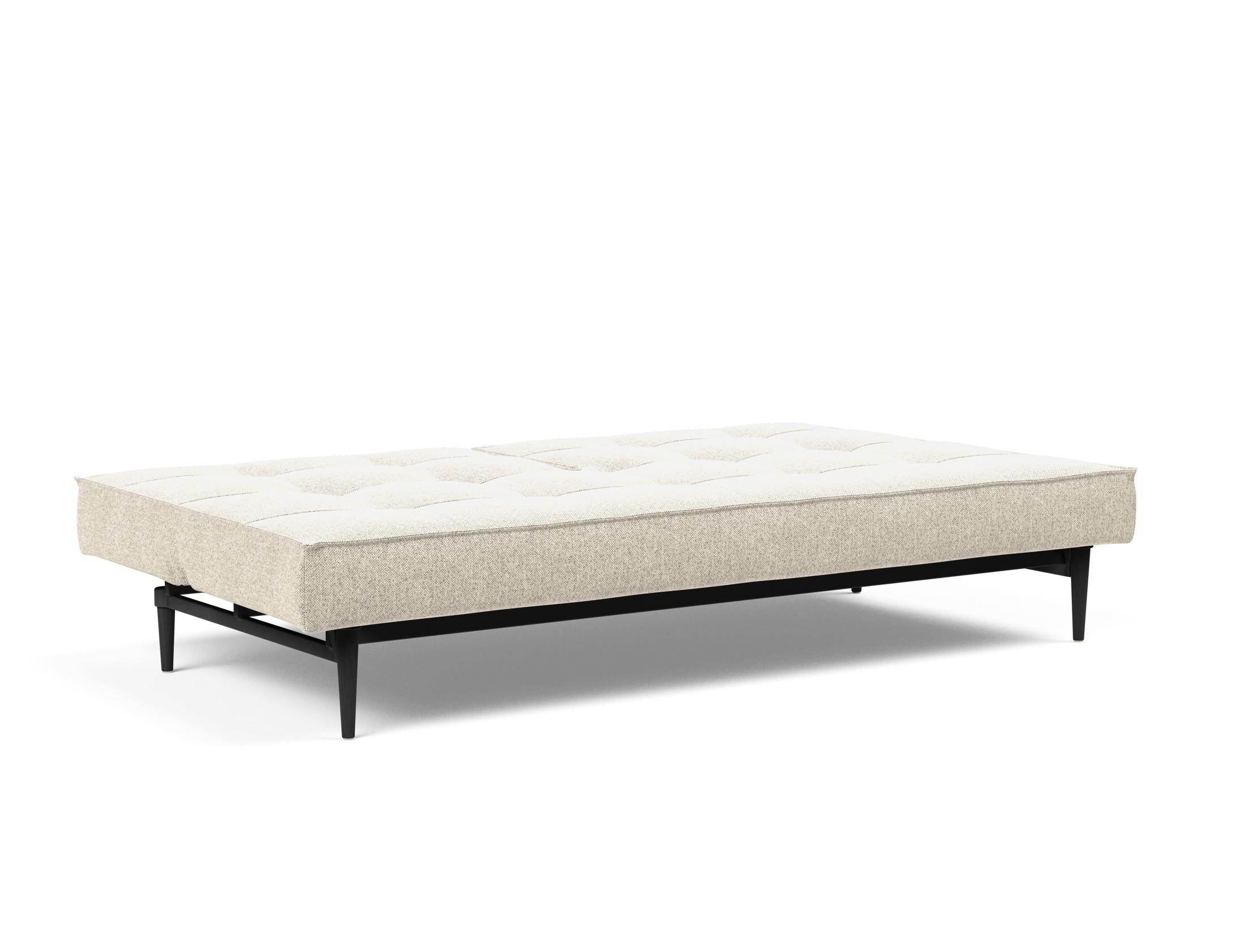 Erleben Sie das stilvolle Splitback Sofabett 115 Styletto von Innovation Living – ideal für flexible Wohnräume und zeitgemäße Einrichtung.