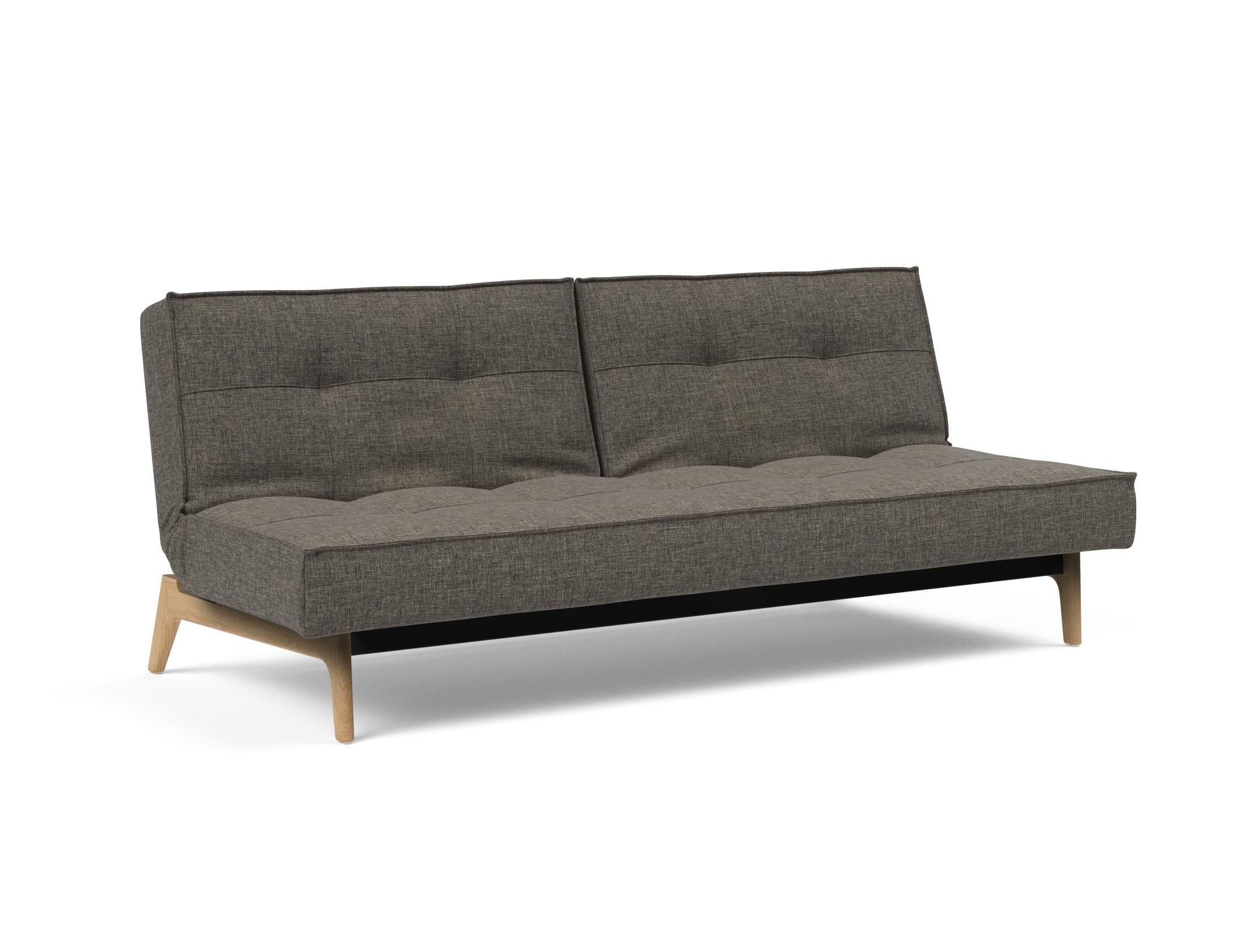 Das Splitback Sofabett 115 Eik von Innovation Living vereint stilvolle Eleganz mit praktischer Vielseitigkeit – ideal für Ihr Zuhause.