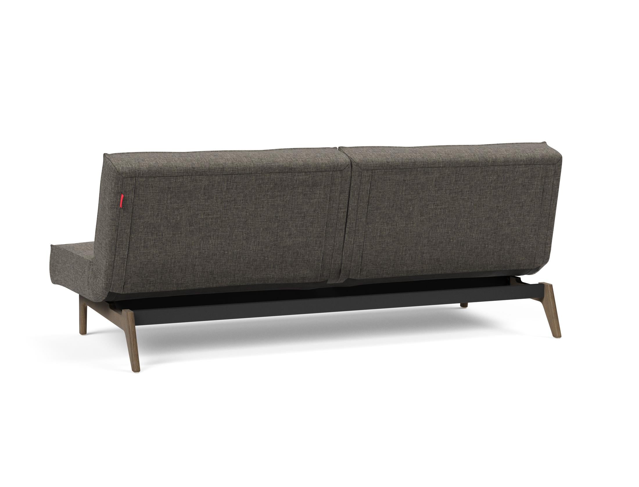 Das Splitback Sofabett 115 Eik von Innovation Living vereint stilvolle Eleganz mit praktischer Vielseitigkeit – ideal für Ihr Zuhause.