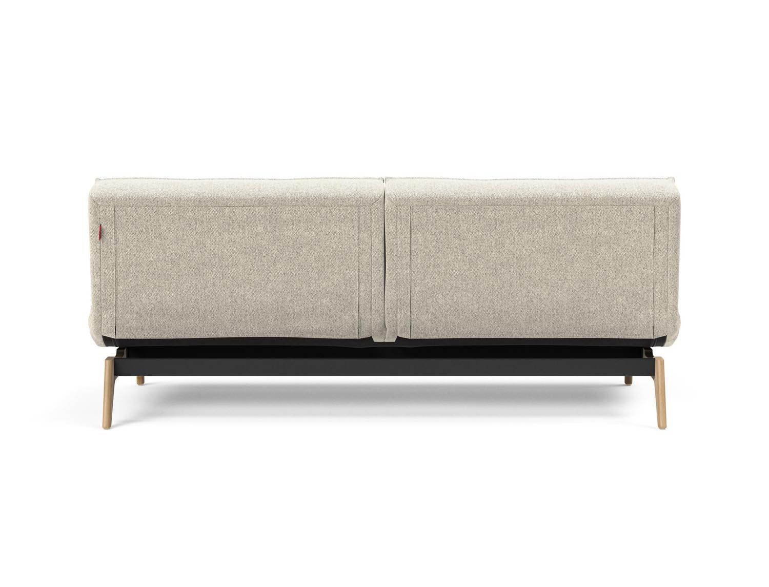 Das Splitback Sofabett 115 Eik von Innovation Living bietet modernes Design und vielseitige Nutzung – perfekt für jedes Zuhause und überraschende Übernachtungen.