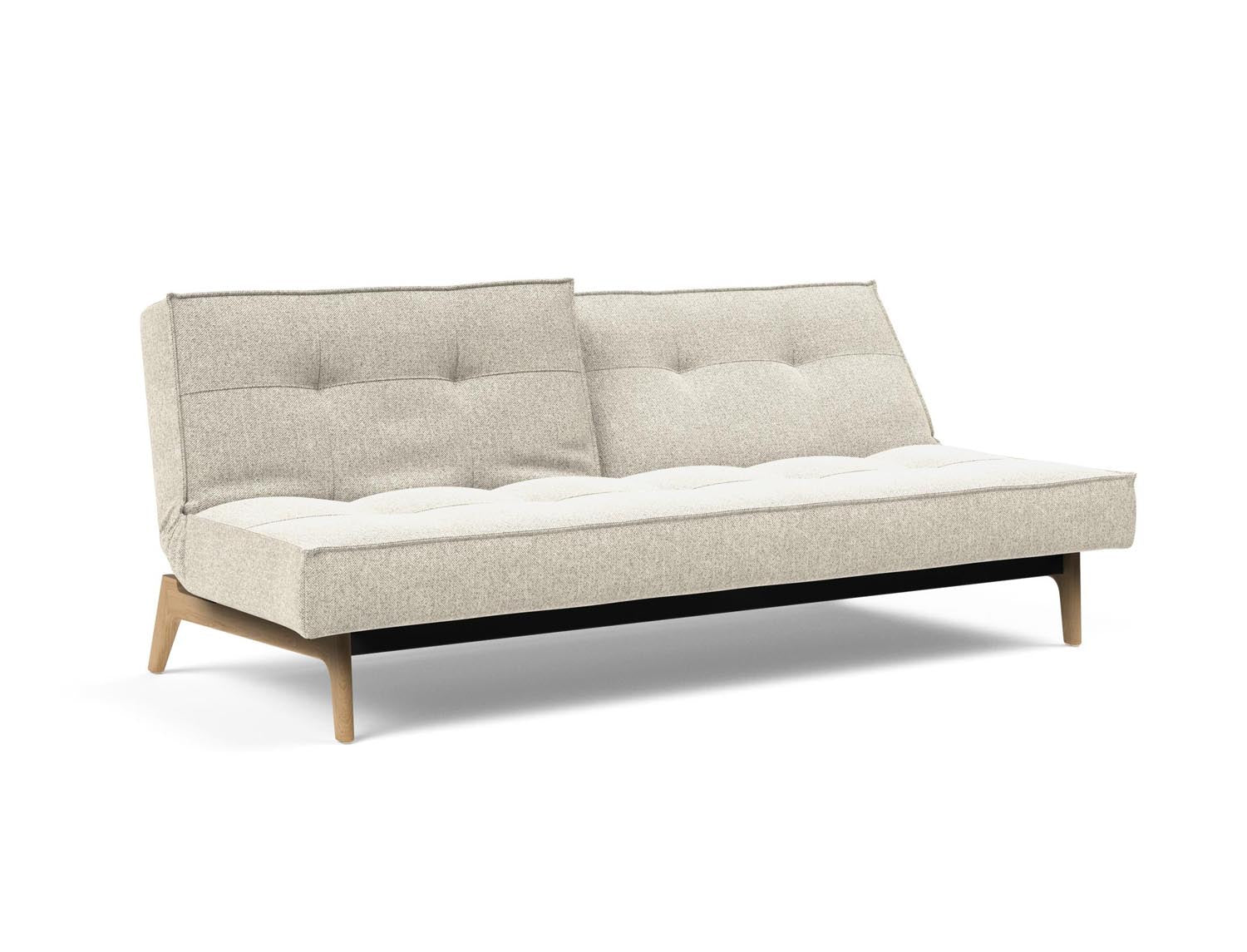 Das Splitback Sofabett 115 Eik bietet vielseitigen Komfort und modernes Design. Perfekt für jedes Zuhause, ob Wohnzimmer oder Büro, und individuell gestaltbar.