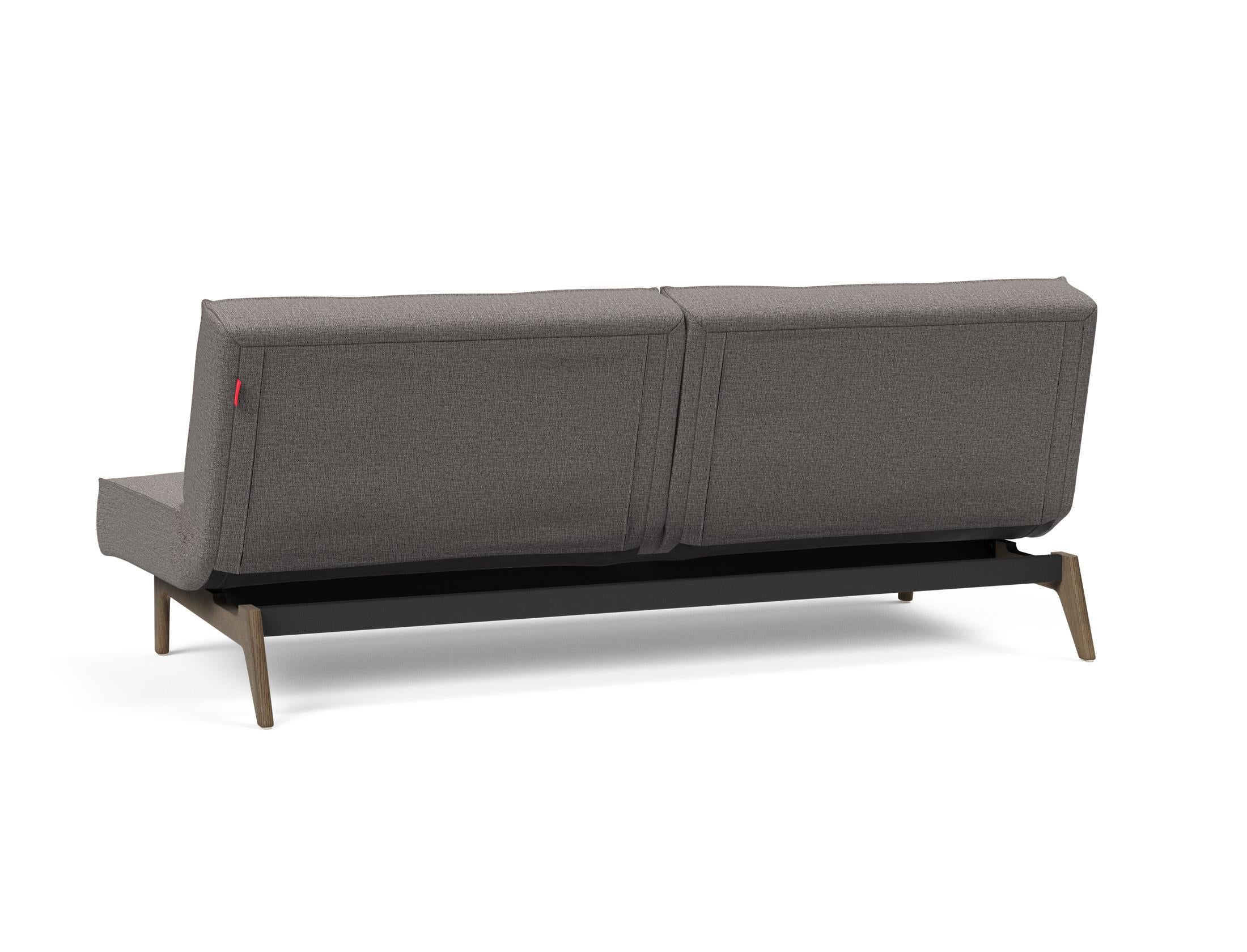 Das Splitback Sofabett 115 Eik von Innovation Living vereint stilvolle Eleganz mit praktischer Vielseitigkeit – ideal für Ihr Zuhause.